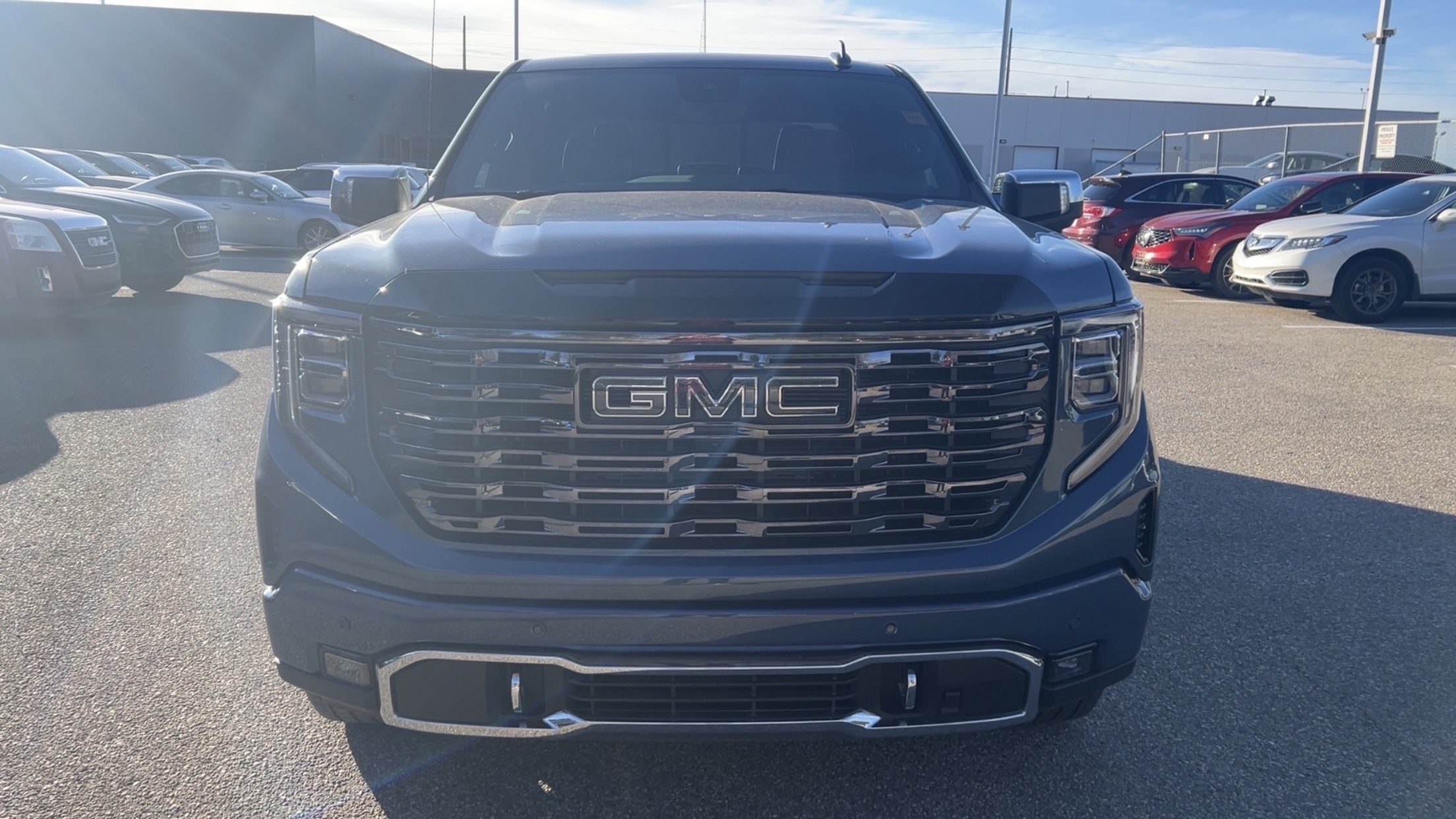 Снимка 6 от търг – 2025 GMC SIERRA 1500 DENALI ULTIMATE с VIN 1GTUUHE80SZ272758