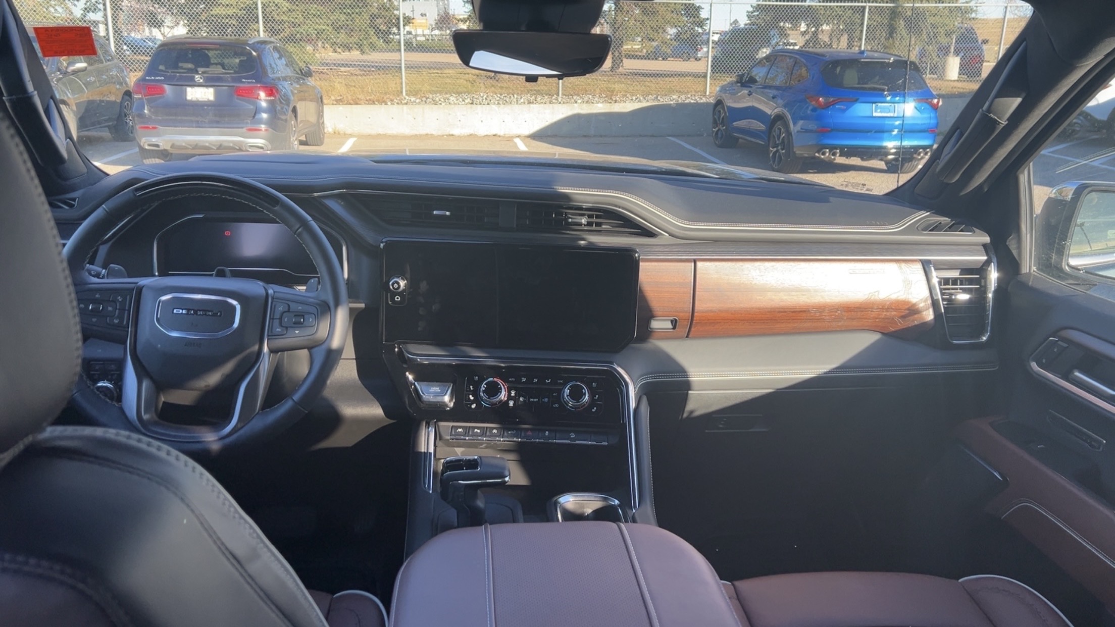 Снимка 9 от търг – 2025 GMC SIERRA 1500 DENALI ULTIMATE с VIN 1GTUUHE80SZ272758