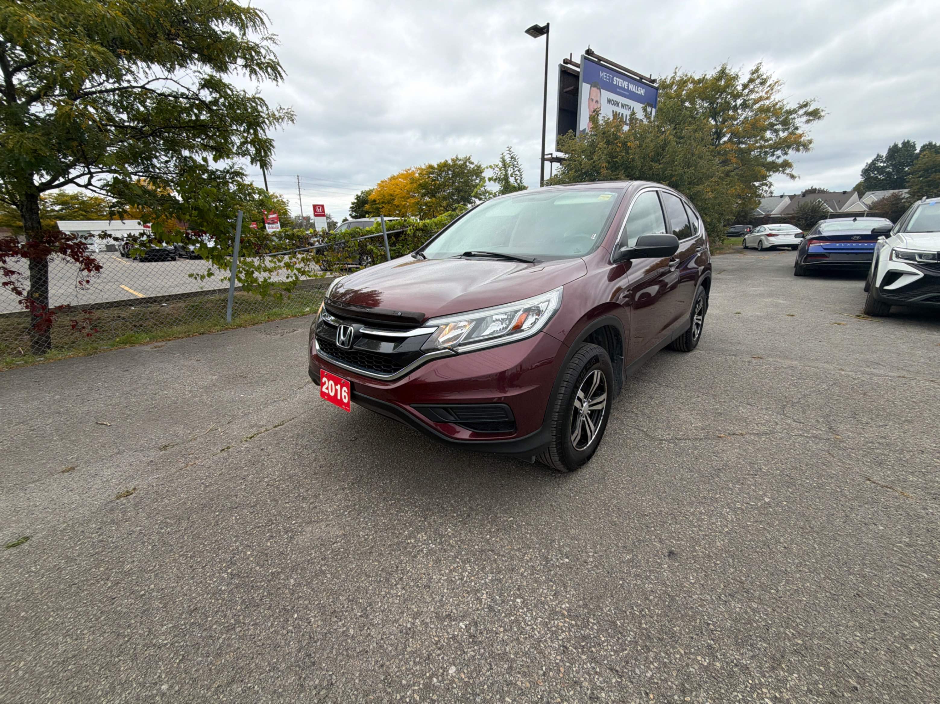 HONDA CR-V LX 2016 с VIN 2HKRM4H38GH121762 - Снимка от търг