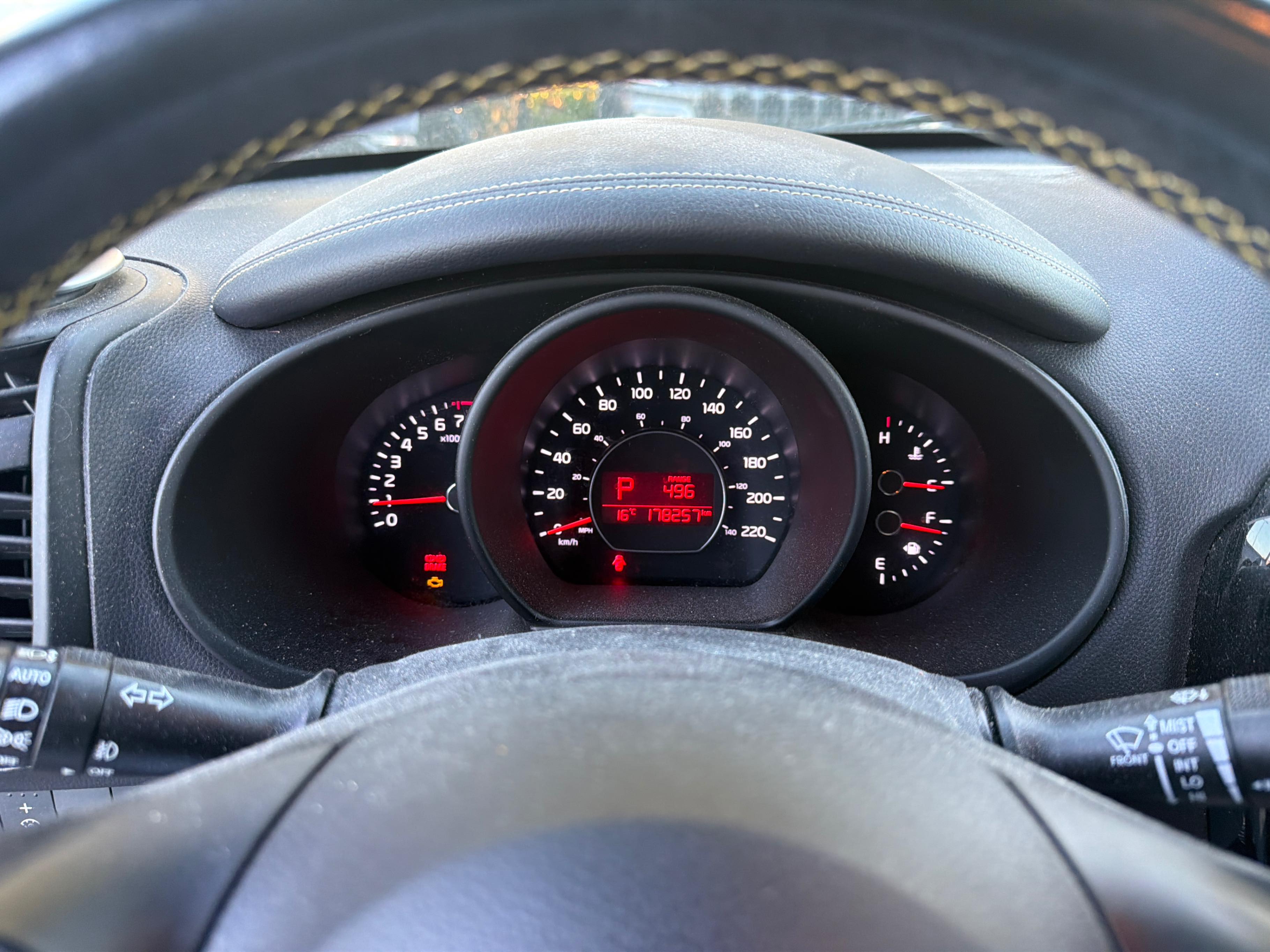 Photo 8 from auction – 2014 KIA SOUL 5DR WGN AUTO with VIN KNDJP3A5XE7110130