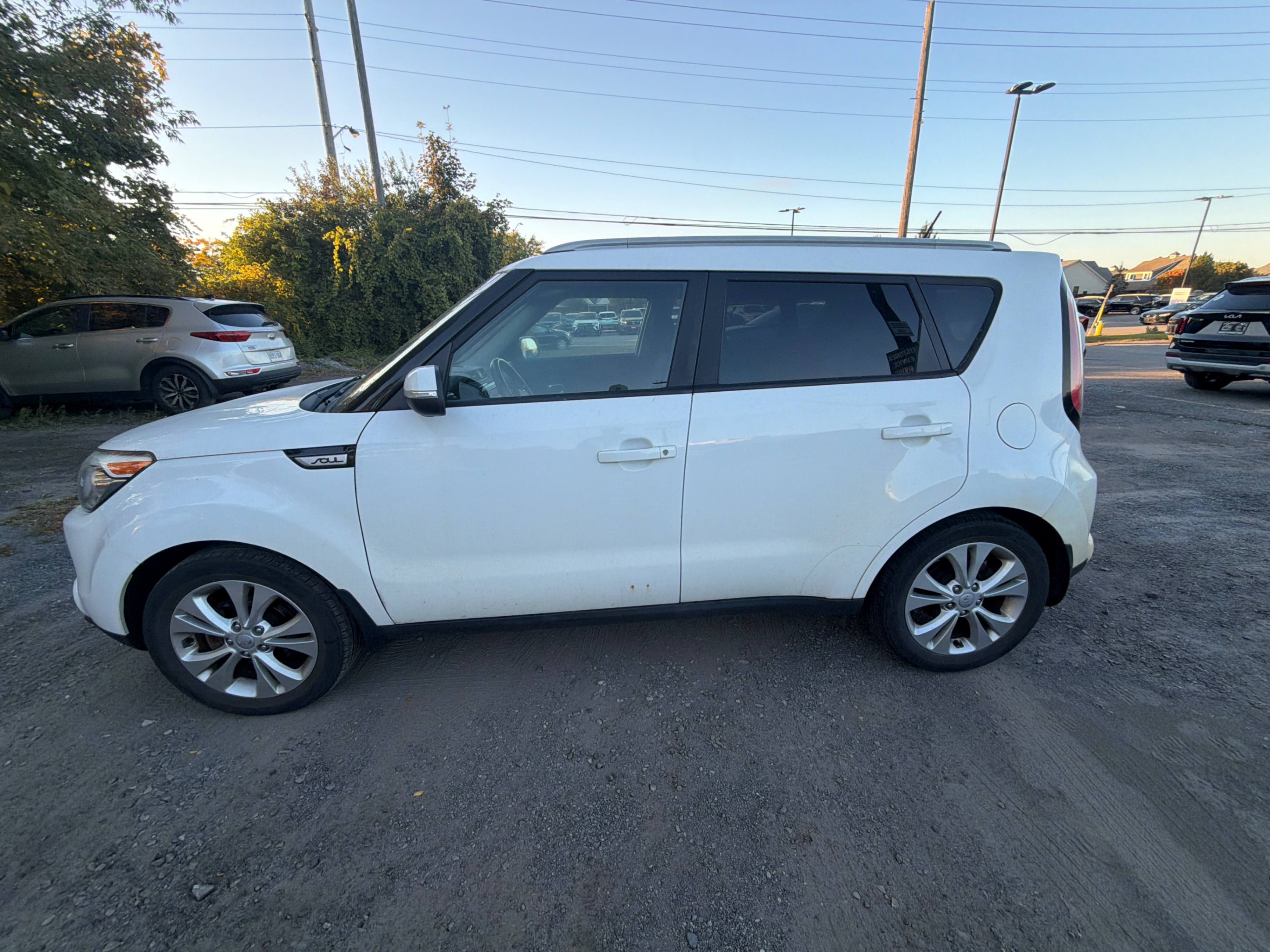Photo 2 from auction – 2014 KIA SOUL 5DR WGN AUTO with VIN KNDJP3A5XE7110130