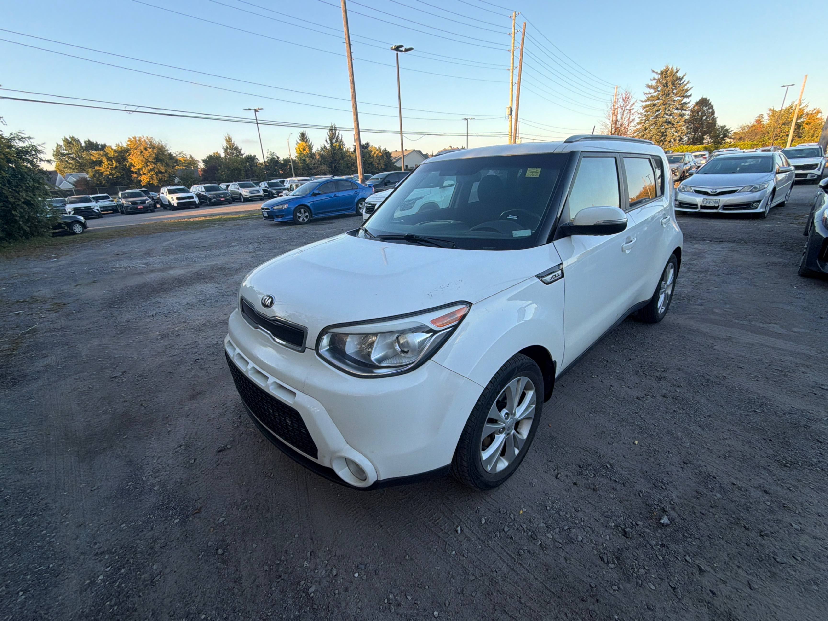 KIA SOUL 5DR WGN AUTO 2014 with VIN KNDJP3A5XE7110130 - Photo from auction