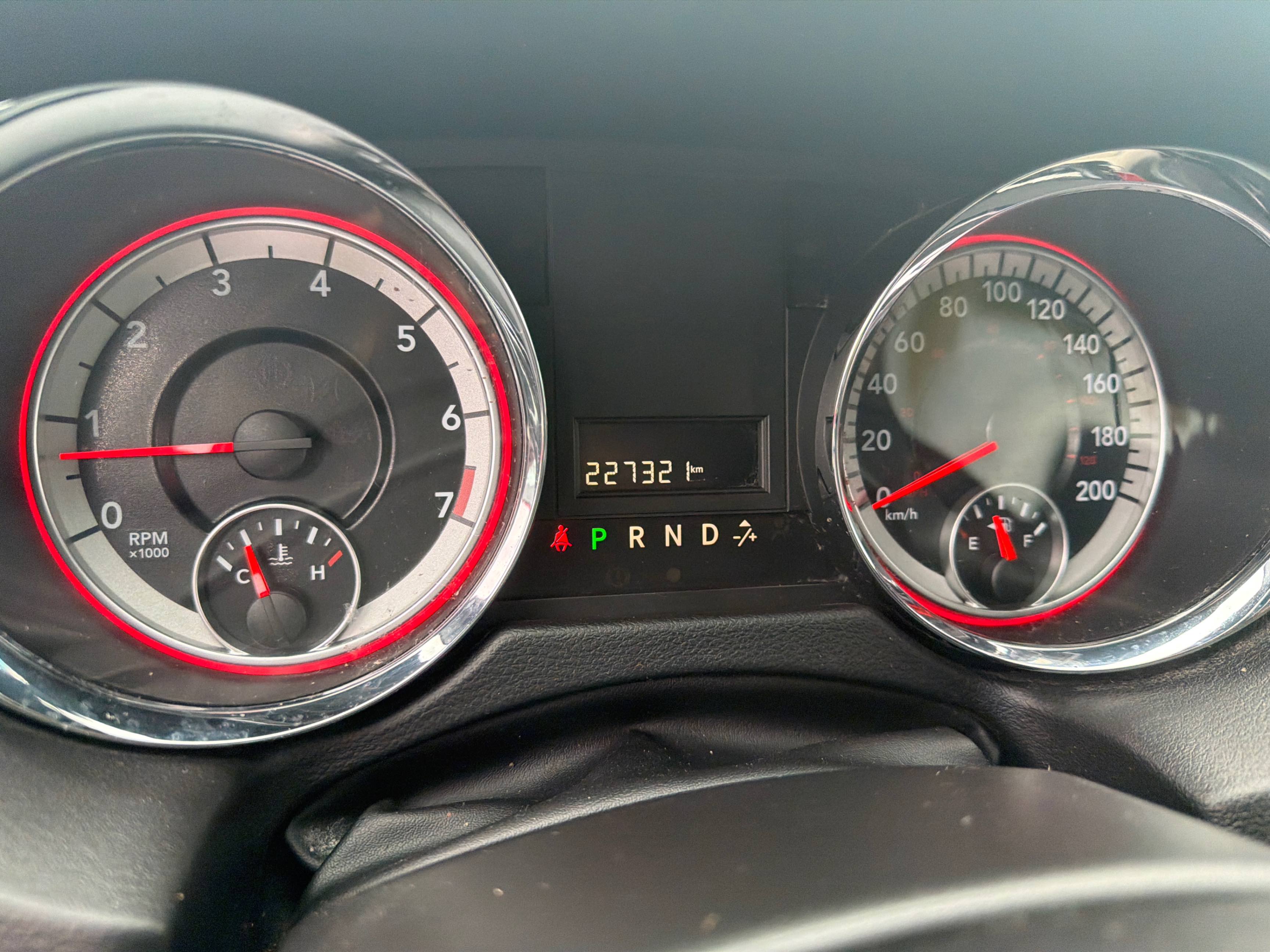 Photo 8 from auction – 2016 DODGE GRAND CARAVAN SXT PREMIUM PLUS with VIN 2C4RDGBGXGR331389