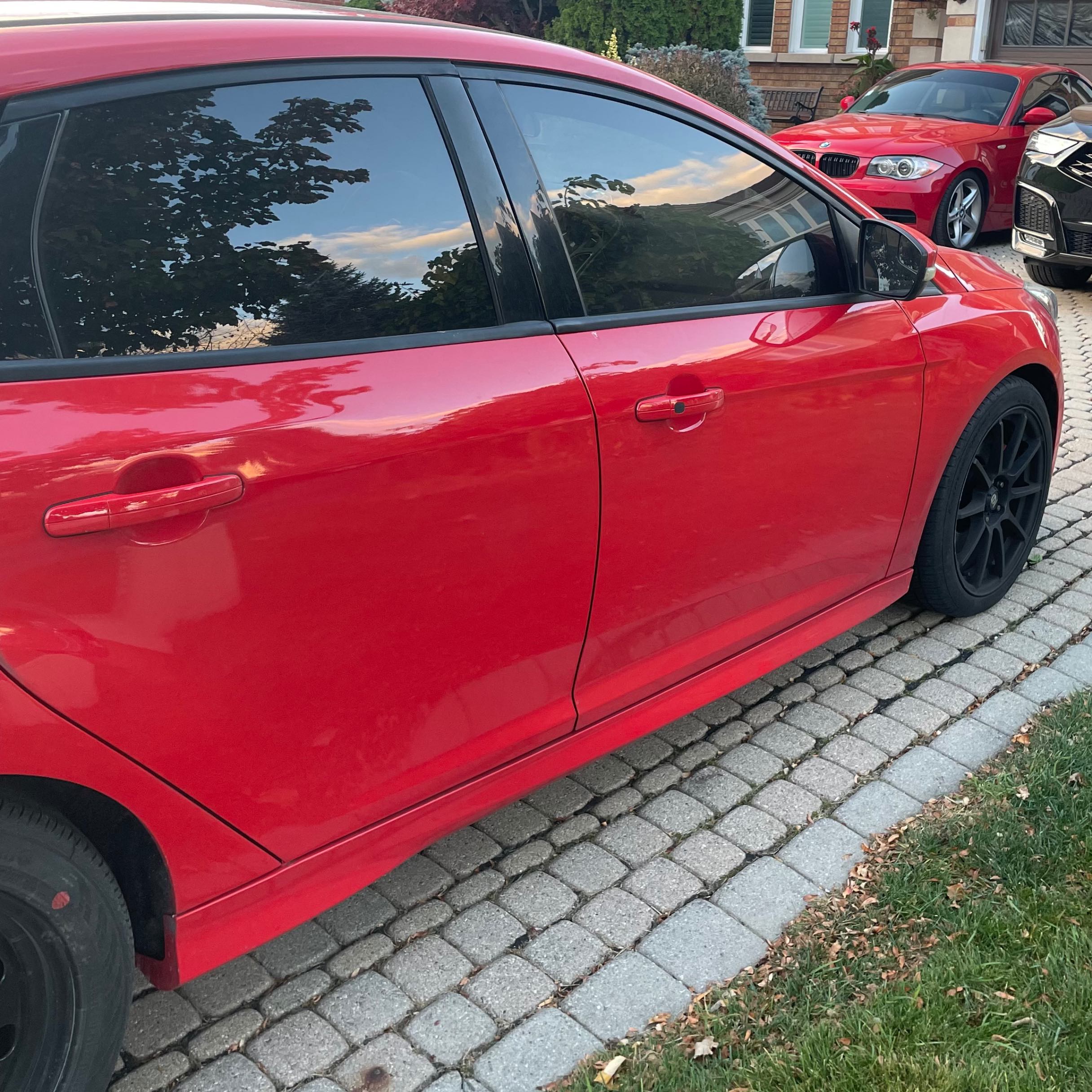 Снимка 3 от търг – 2015 FORD FOCUS ST с VIN 1FADP3L98FL257655