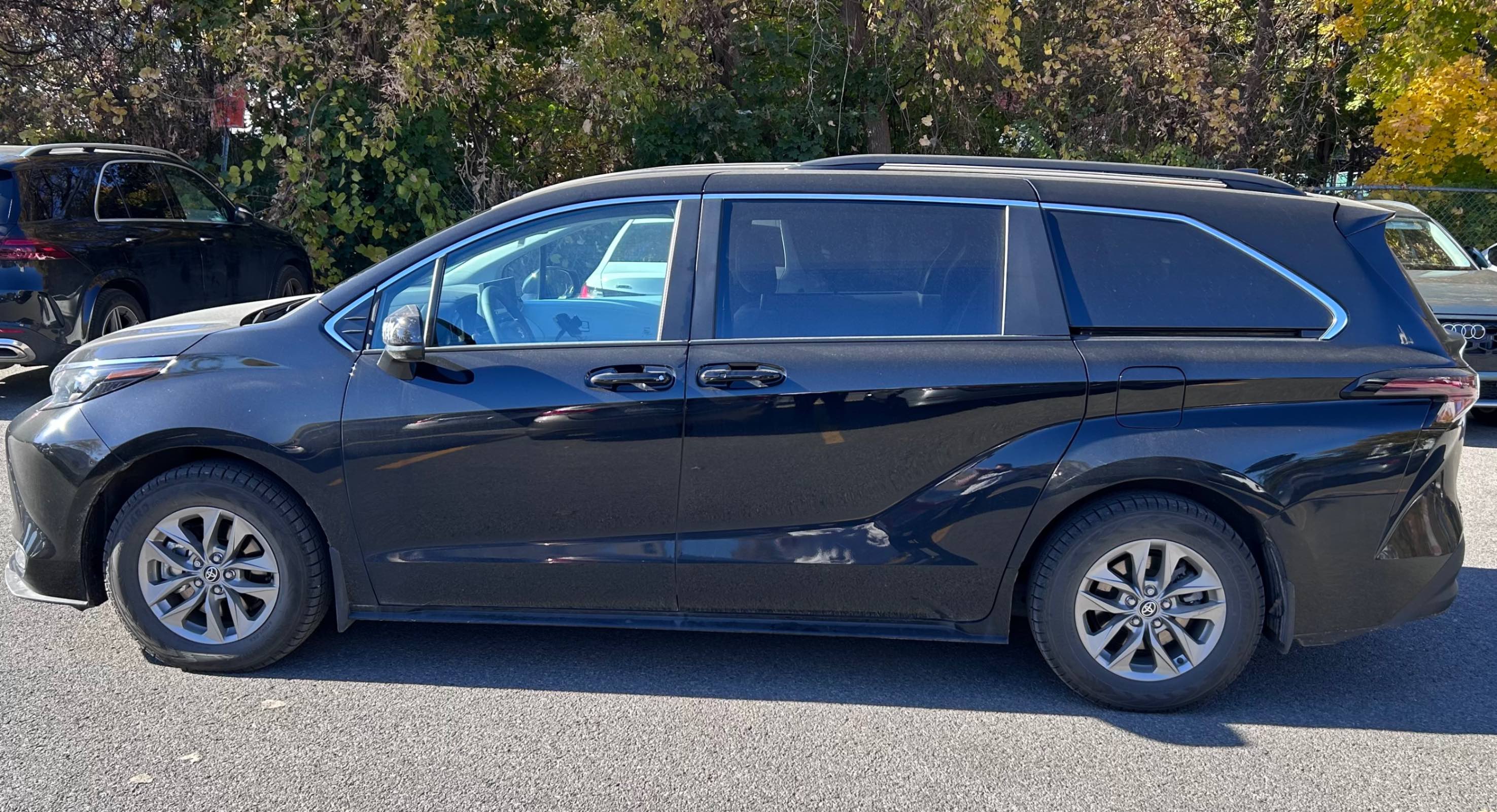 Снимка 2 от търг – 2025 TOYOTA SIENNA LE 8-PASSENGER FWD с VIN 5TDGRKEC6SS280445