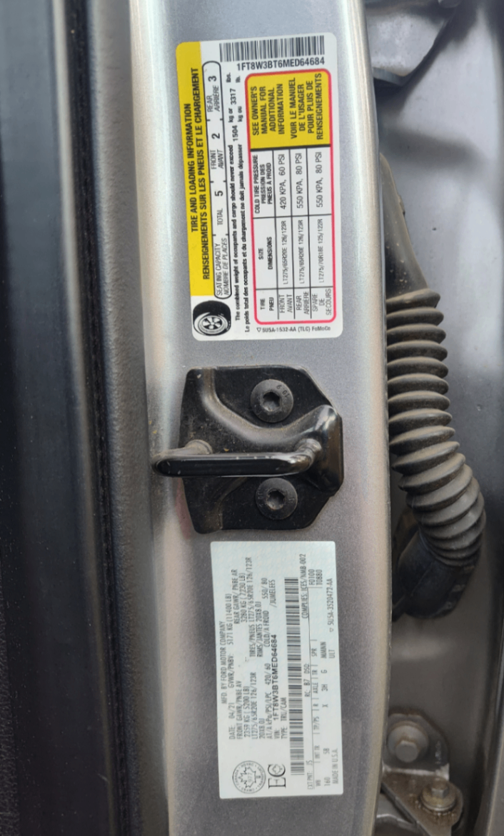 Снимка 11 от търг – 2021 FORD SUPER DUTY F-350 SRW 4WD CREW CAB BOX с VIN 1FT8W3BT6MED64684