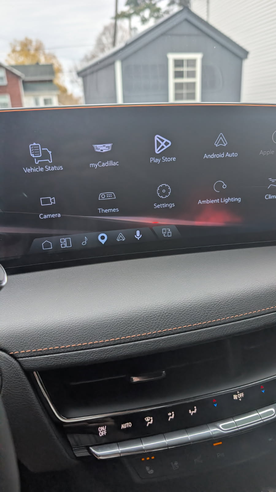 Снимка 9 от търг – 2026 CADILLAC CT5-V 4DR SDN с VIN 1G6DV5RW5T0107768