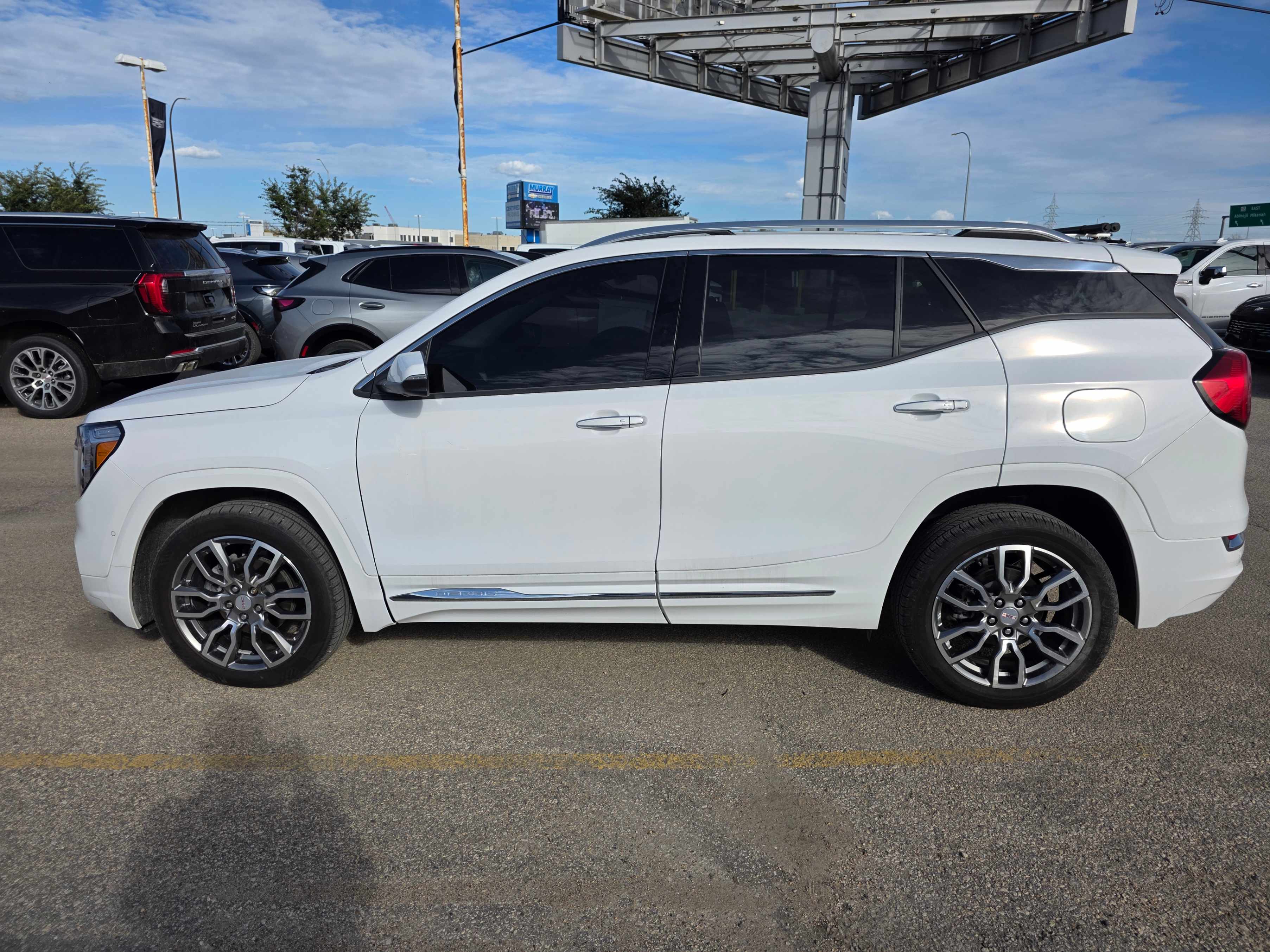 Photo 2 from auction – 2024 GMC TERRAIN DENALI with VIN 3GKALXEG9RL190119