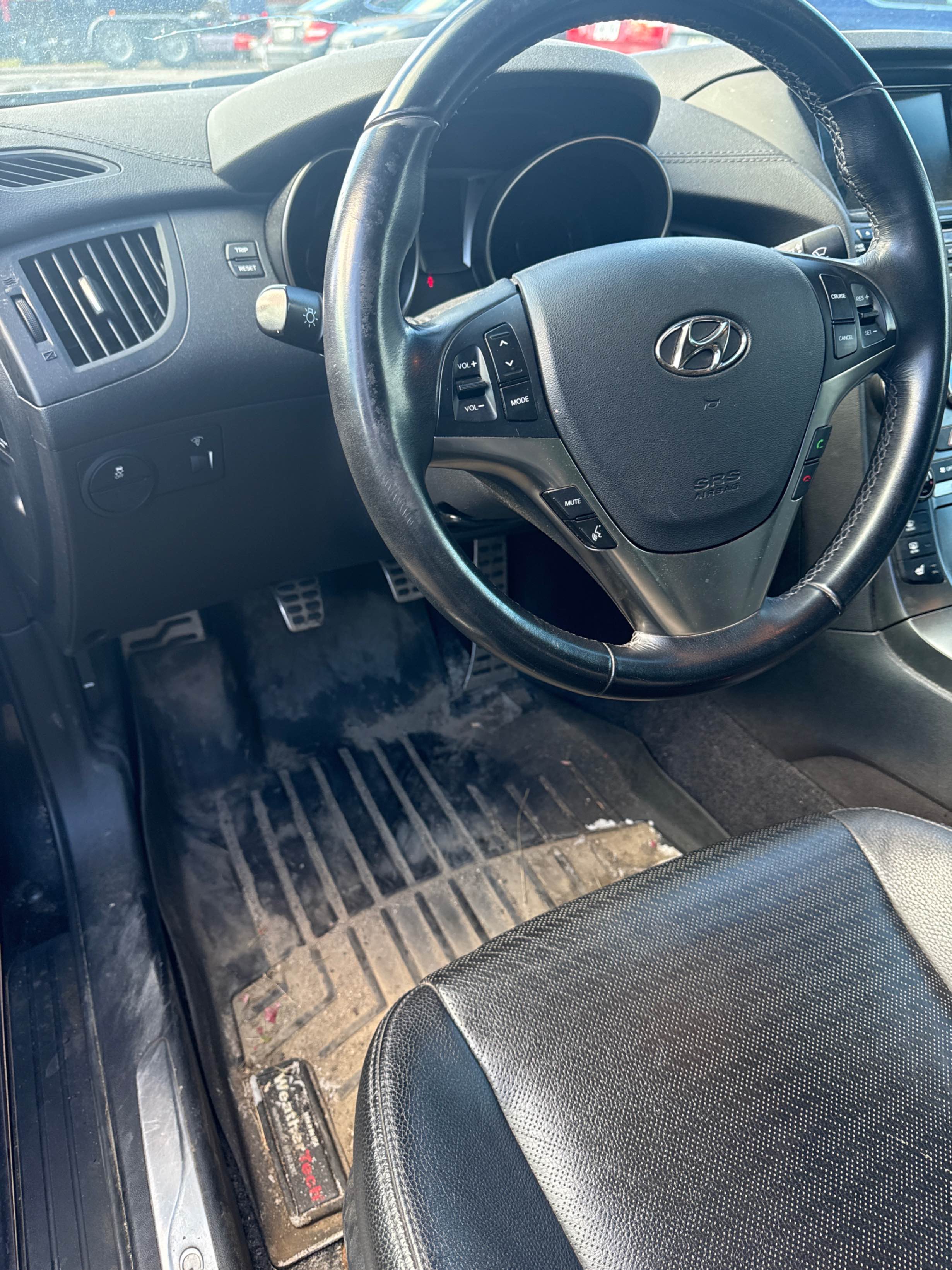 Снимка 5 от търг – 2016 HYUNDAI GENESIS COUPE PREMIUM с VIN KMHHT6KJ0GU131429