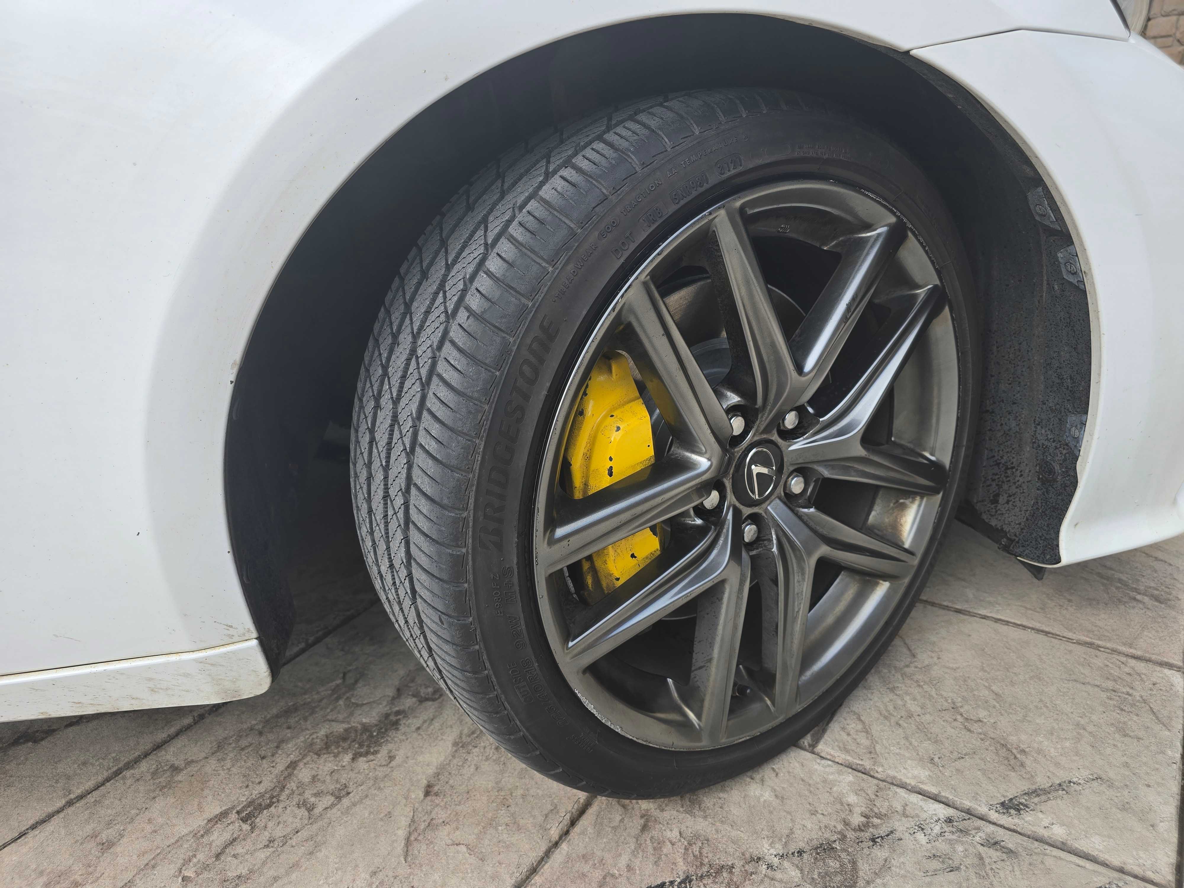 Photo 7 from auction – 2016 LEXUS IS 300 4DR SDN AWD with VIN JTHCM1D22G5002153