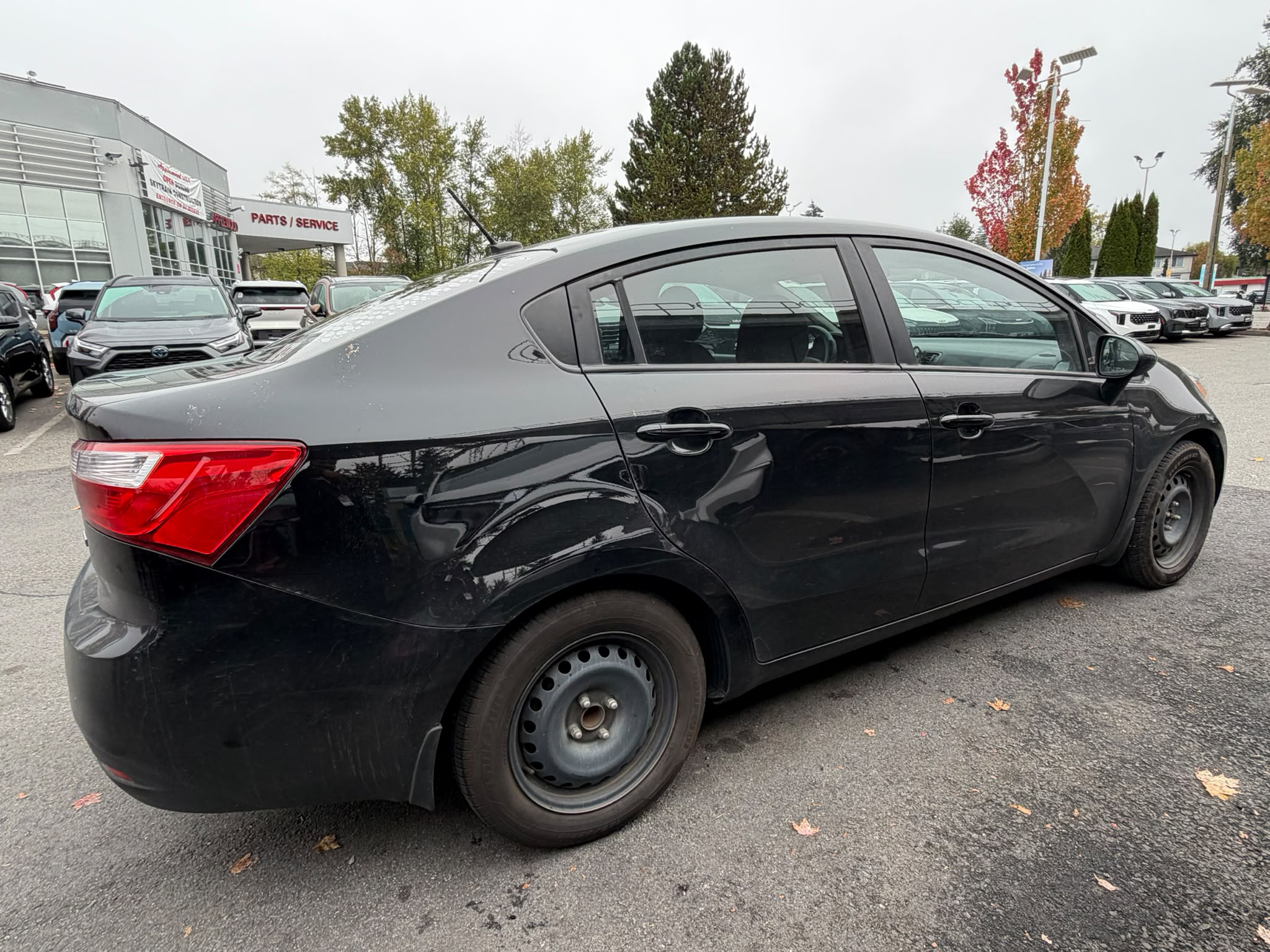 Фото 3 с аукциона – 2013 KIA RIO 4DR SDN с VIN KNADM4A37D6283664