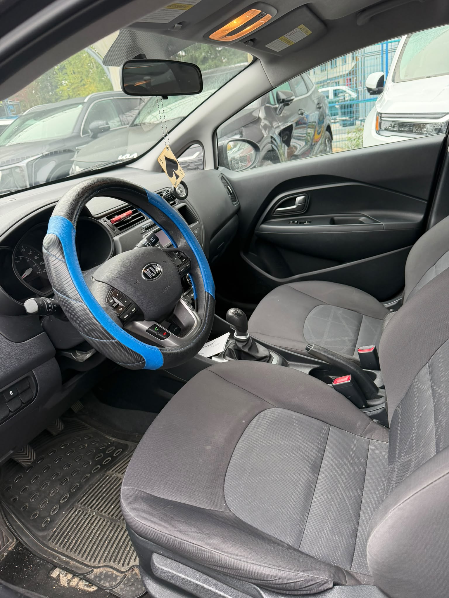 Фото 5 с аукциона – 2013 KIA RIO 4DR SDN с VIN KNADM4A37D6283664