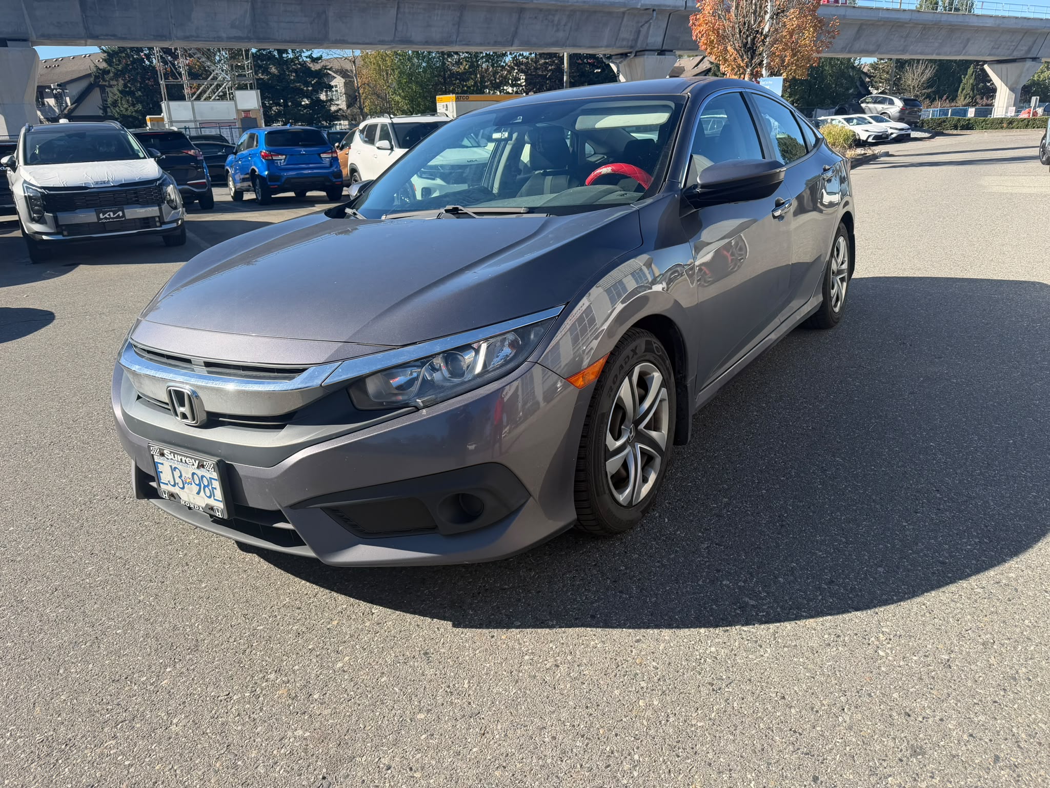 HONDA CIVIC SEDAN LX 2017 с VIN 2HGFC2F62HH006240 - Снимка от търг