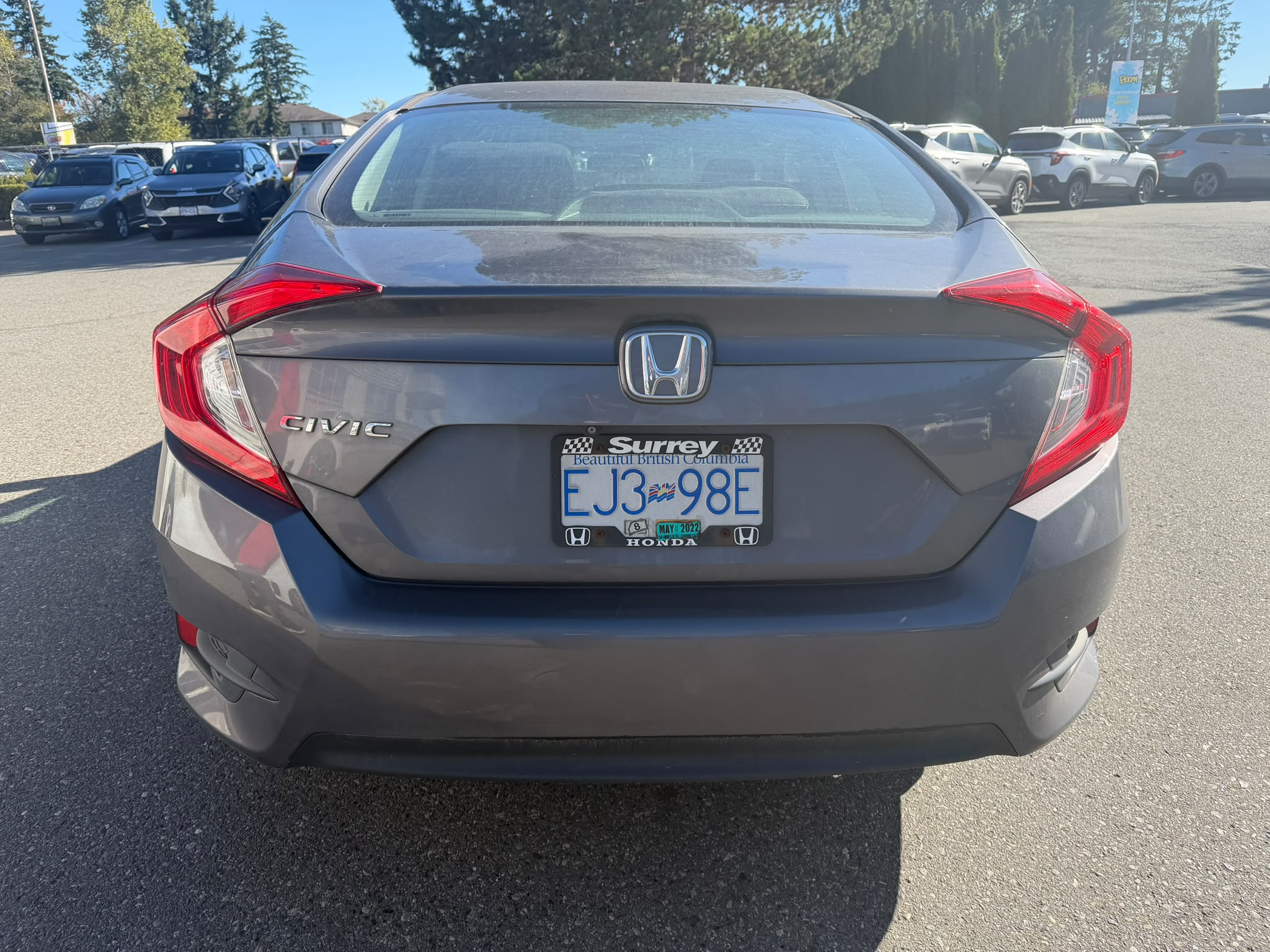 Снимка 4 от търг – 2017 HONDA CIVIC SEDAN LX с VIN 2HGFC2F62HH006240