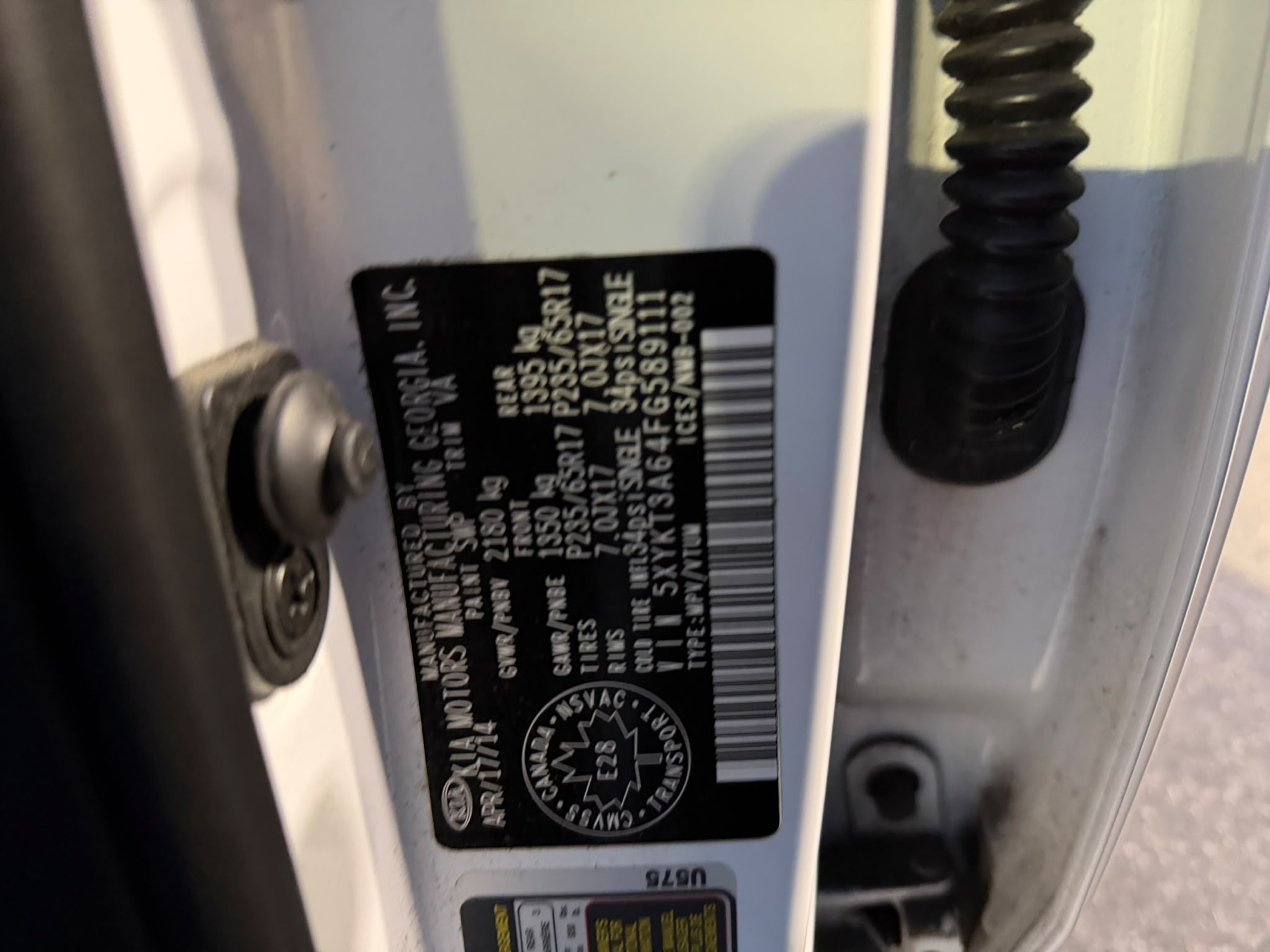 Снимка 21 от търг – 2015 KIA SORENTO LX с VIN 5XYKT3A64FG589111