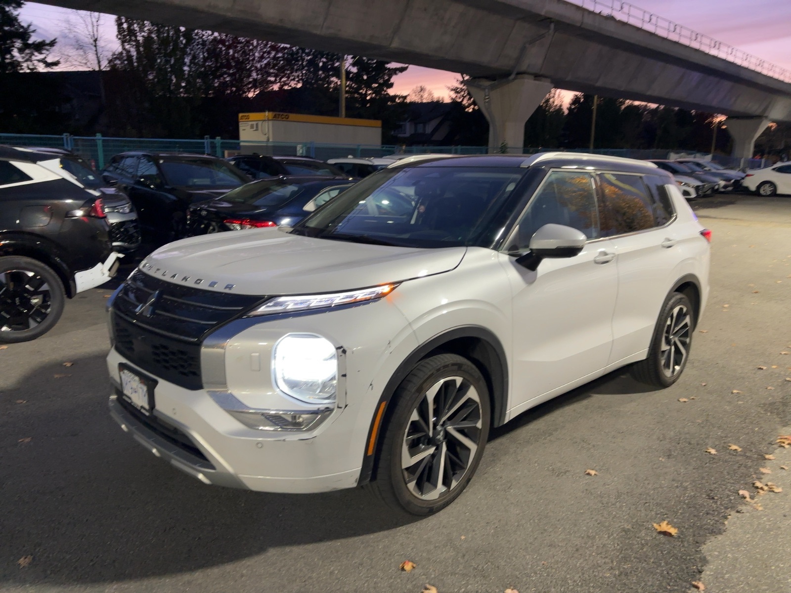 MITSUBISHI OUTLANDER GT 2024 с VIN JA4J4WA87RZ620055 - Снимка от търг