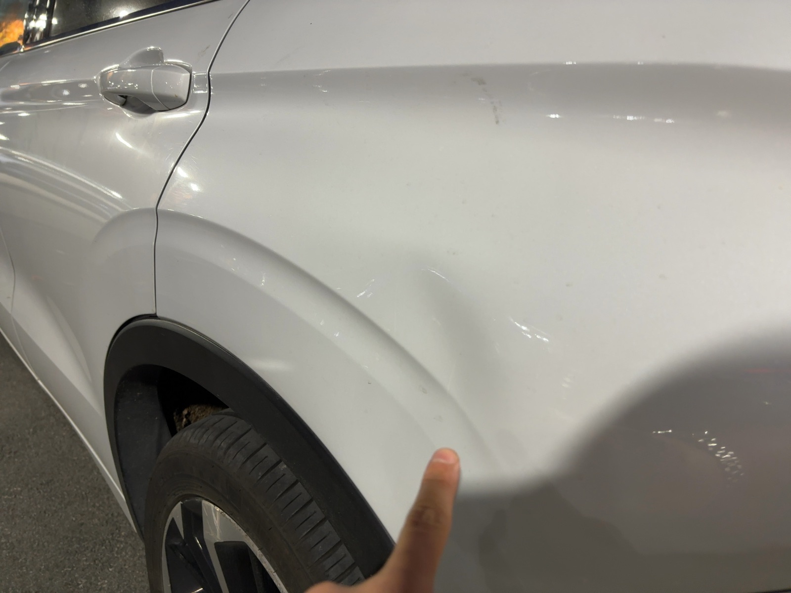 Снимка 12 от търг – 2024 MITSUBISHI OUTLANDER GT с VIN JA4J4WA87RZ620055