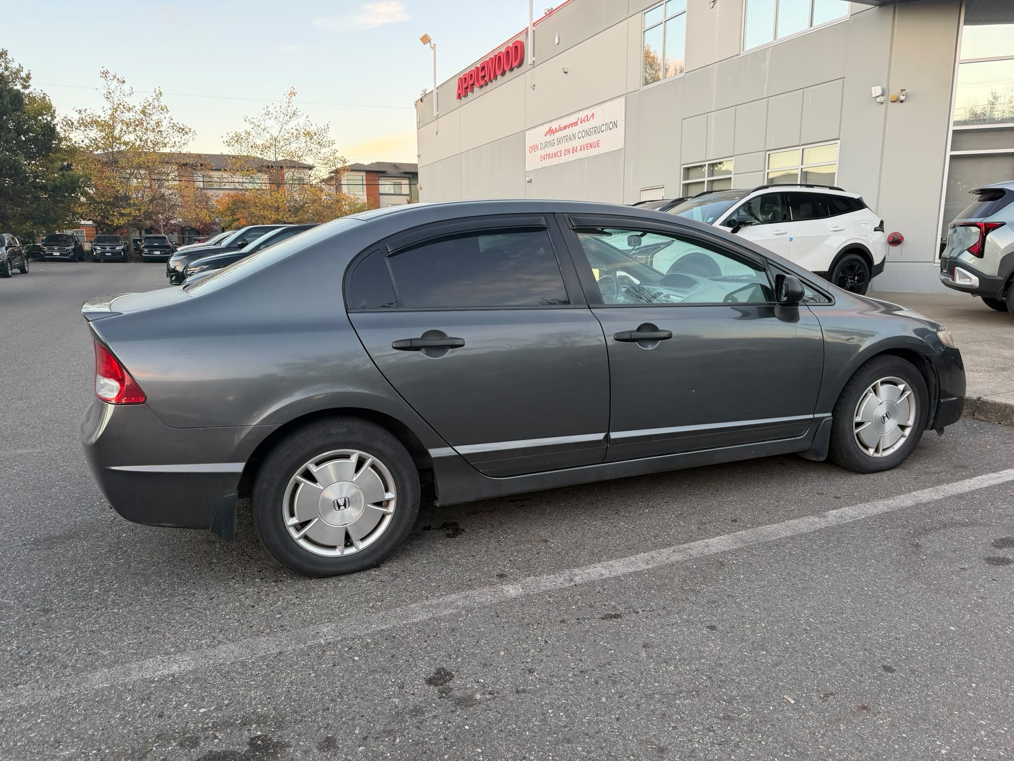 Снимка 3 от търг – 2010 HONDA CIVIC SDN DX-G с VIN 2HGFA1F49AH018390