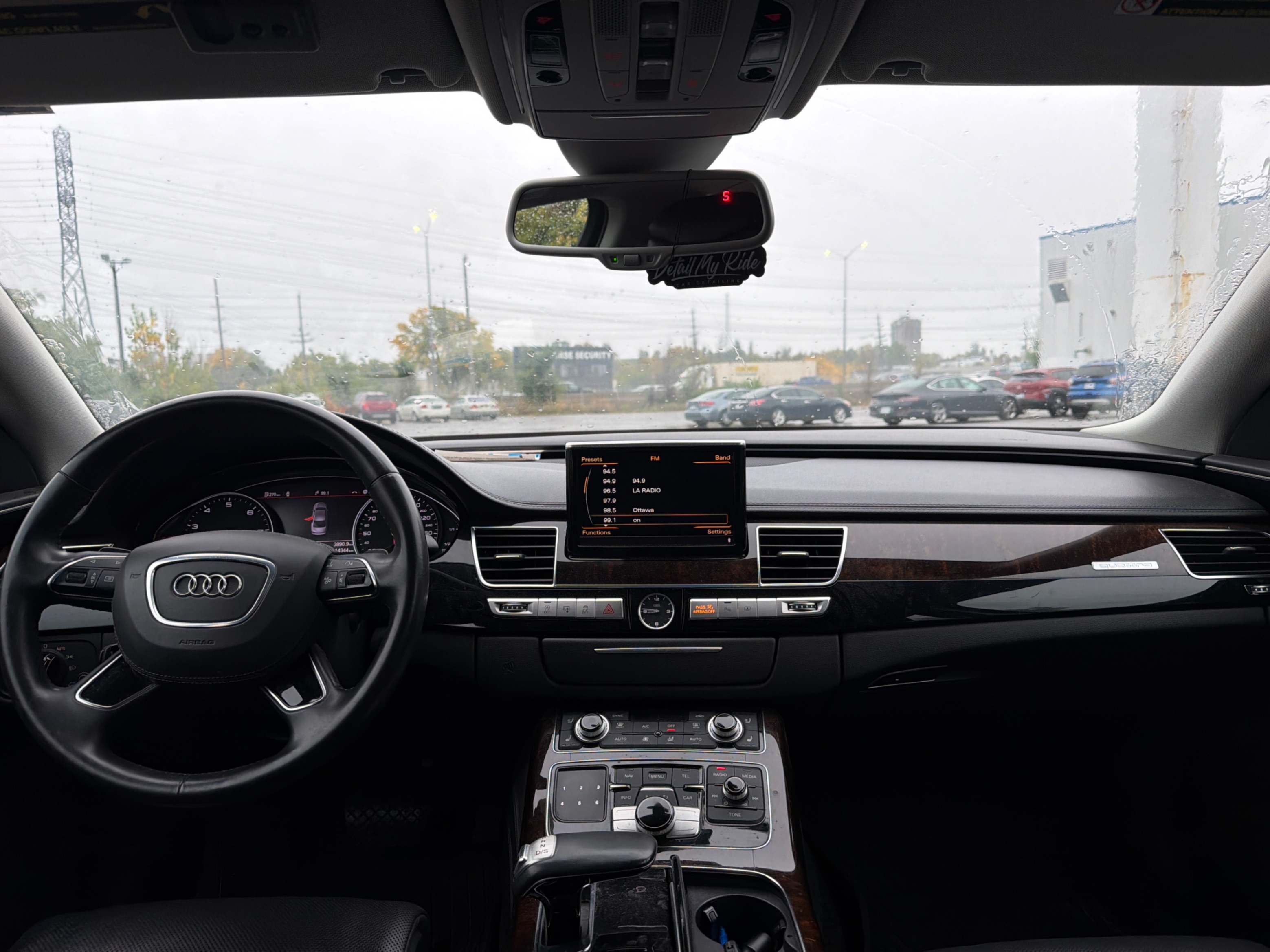 Photo 9 from auction – 2013 AUDI A8 L 4.0L PREMIUM with VIN WAUR2AFD8DN029270