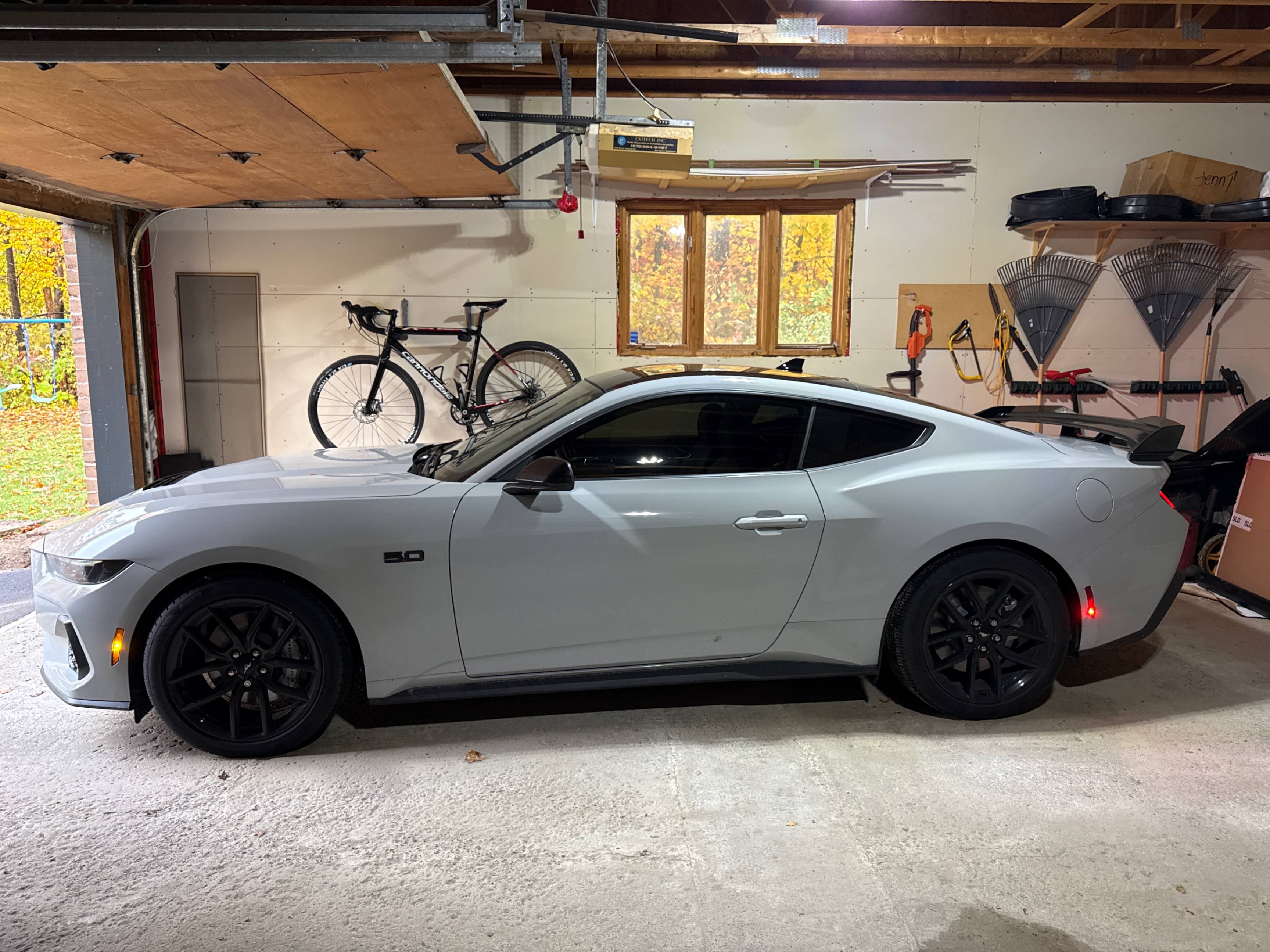 Снимка 2 от търг – 2026 FORD MUSTANG GT с VIN 1FA6P8CF9T5412418