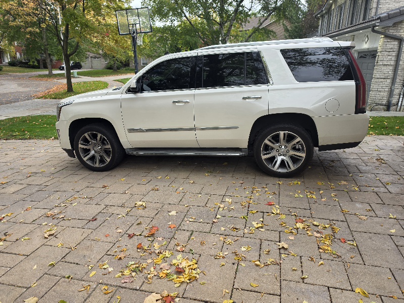 Снимка 2 от търг – 2015 CADILLAC ESCALADE LUXURY с VIN 1GYS4BKJ0FR307357