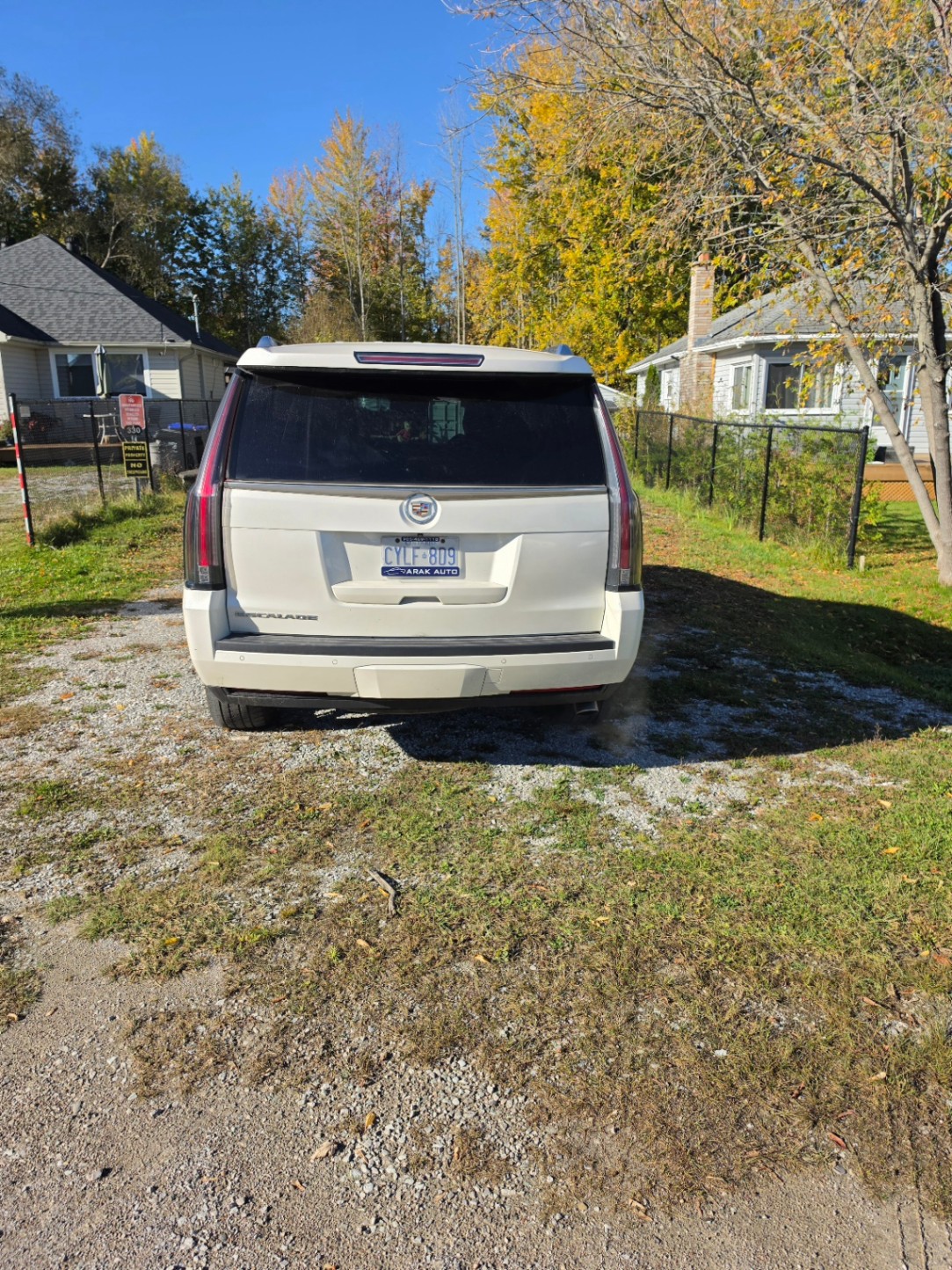 Снимка 4 от търг – 2015 CADILLAC ESCALADE LUXURY с VIN 1GYS4BKJ0FR307357