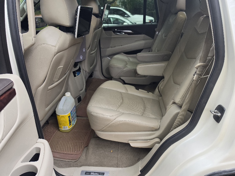 Снимка 12 от търг – 2015 CADILLAC ESCALADE LUXURY с VIN 1GYS4BKJ0FR307357