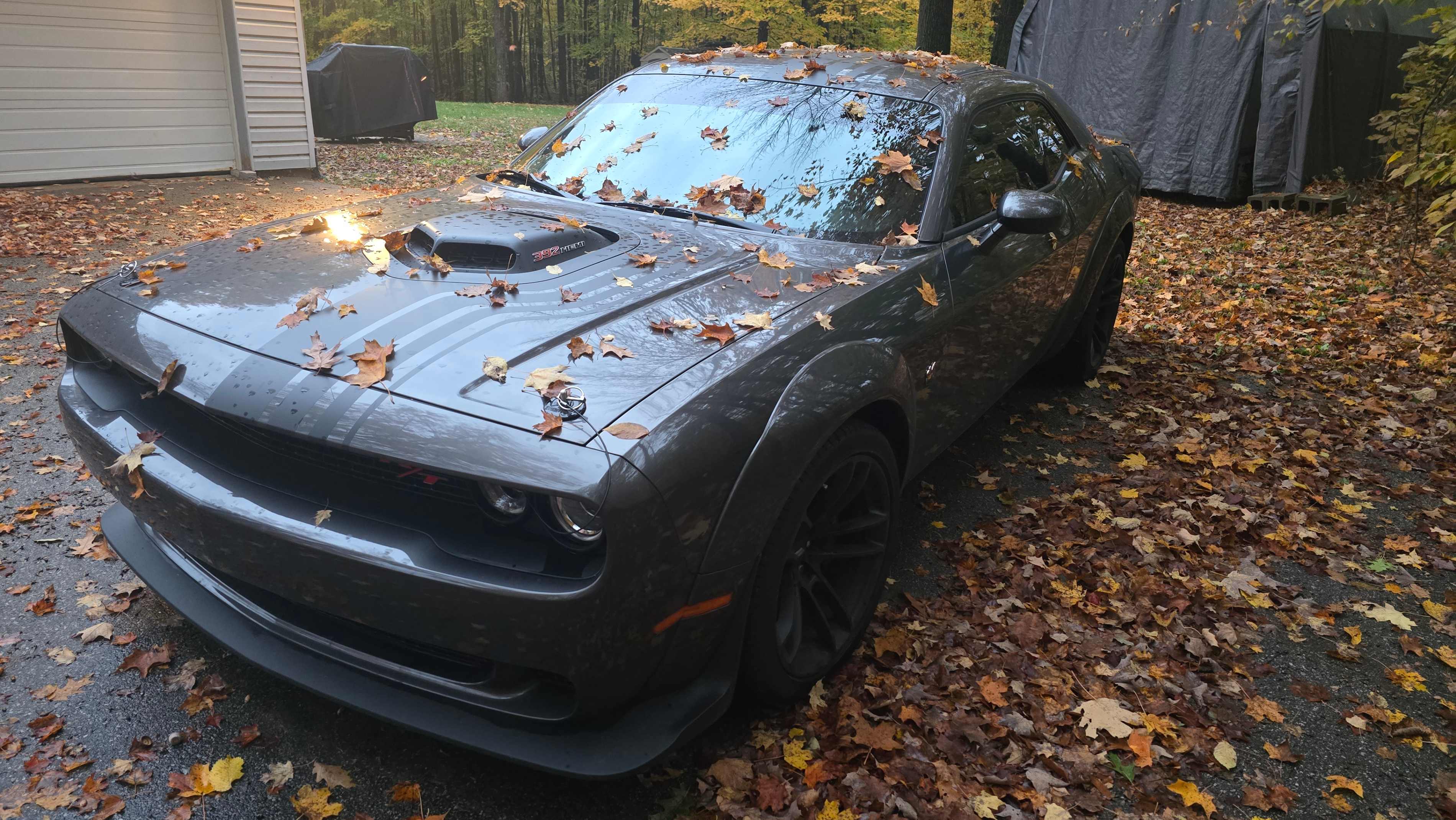 DODGE CHALLENGER SCAT PACK 392 WIDEBODY 2022 с VIN 2C3CDZFJ6NH135657 - Снимка от търг