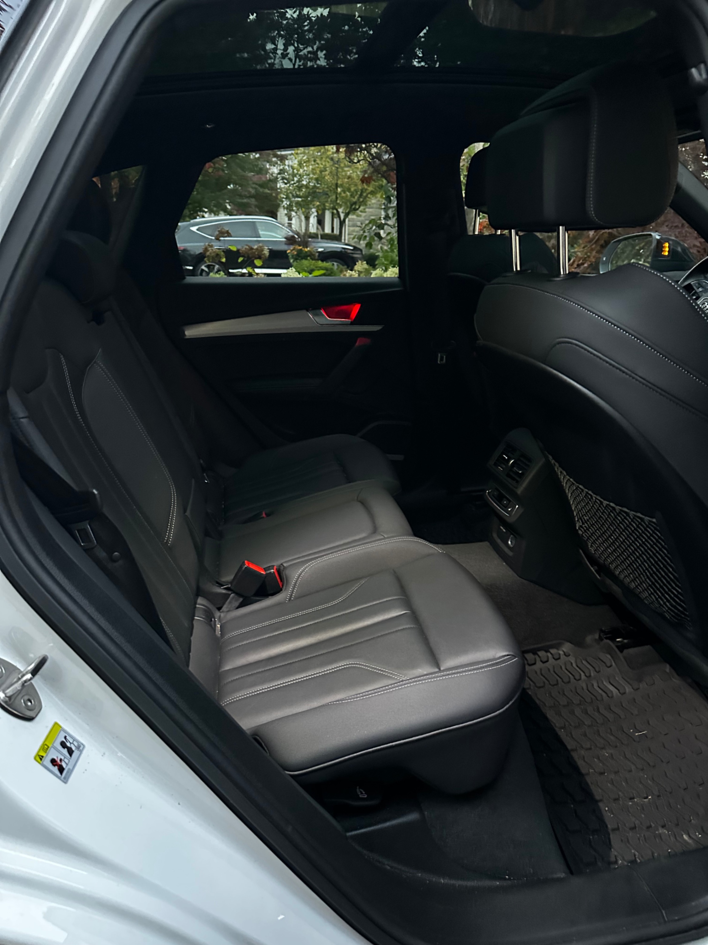 Photo 13 from auction – 2024 AUDI Q5 TECHNIK with VIN WA1FAAFY5R2011355