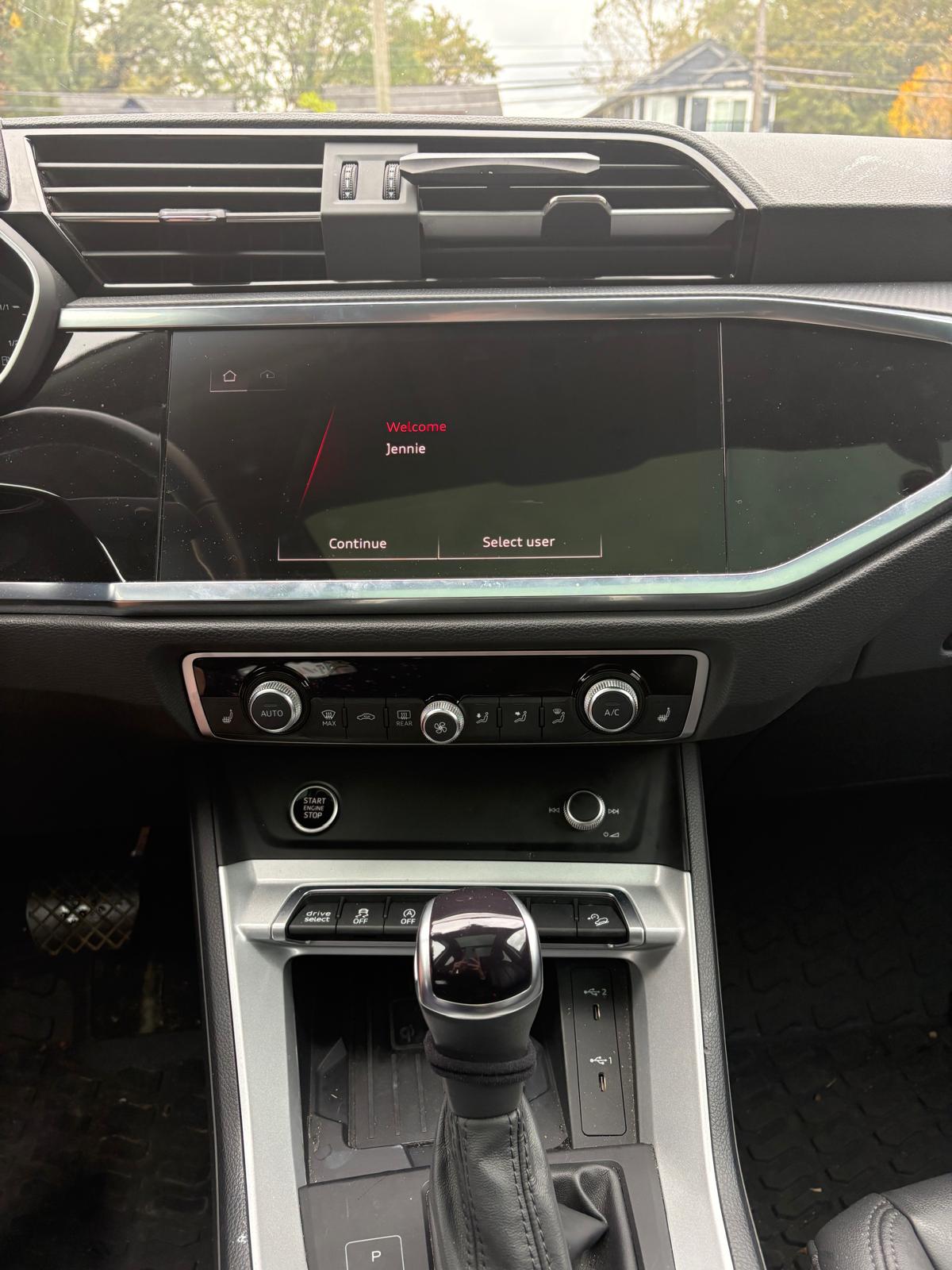 Photo 9 from auction – 2023 AUDI Q3 PROGRESSIV with VIN WA1EECF33P1124434