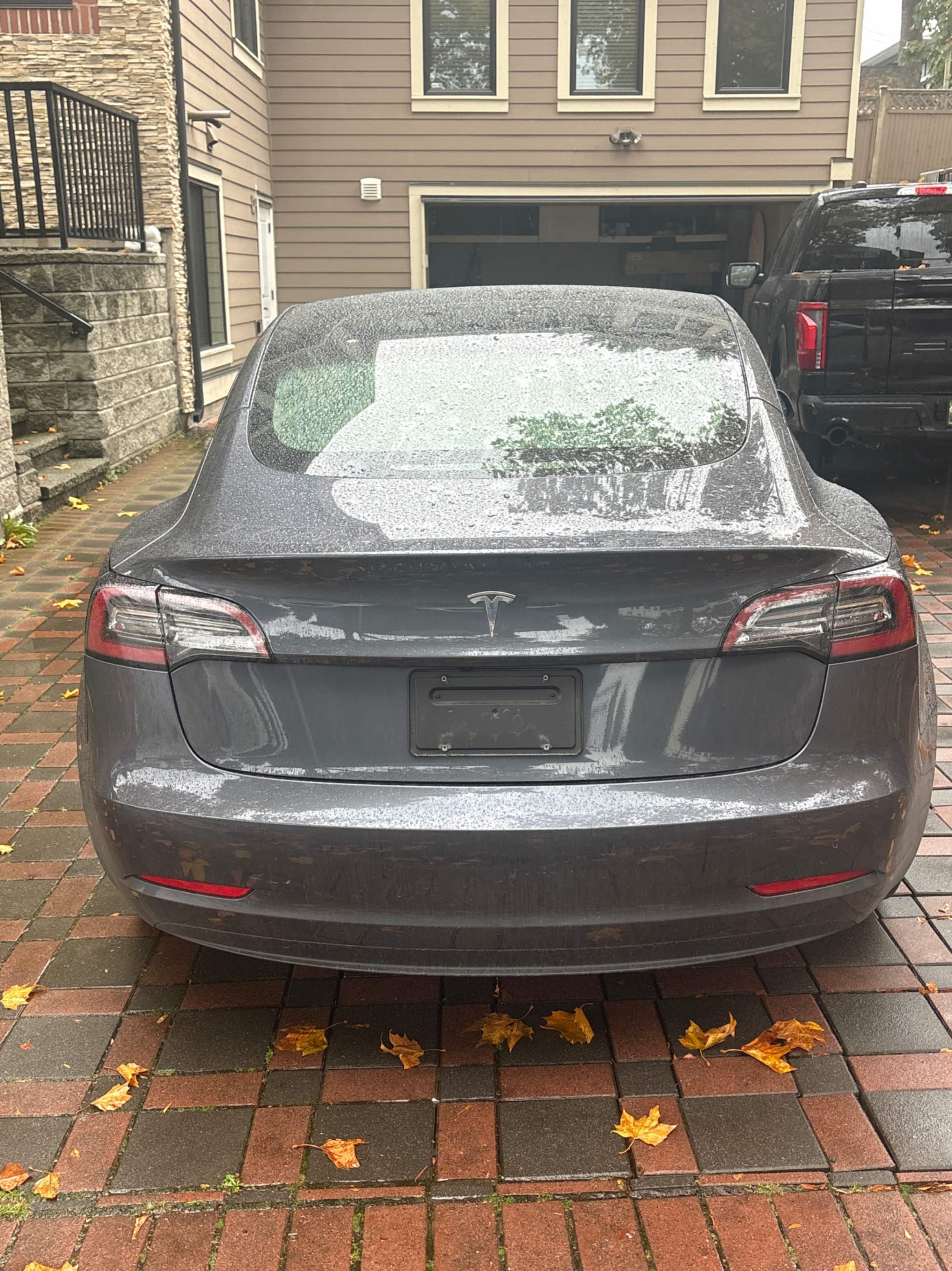 Снимка 4 от търг – 2023 TESLA MODEL 3 RWD с VIN 5YJ3E1EA1PF399907