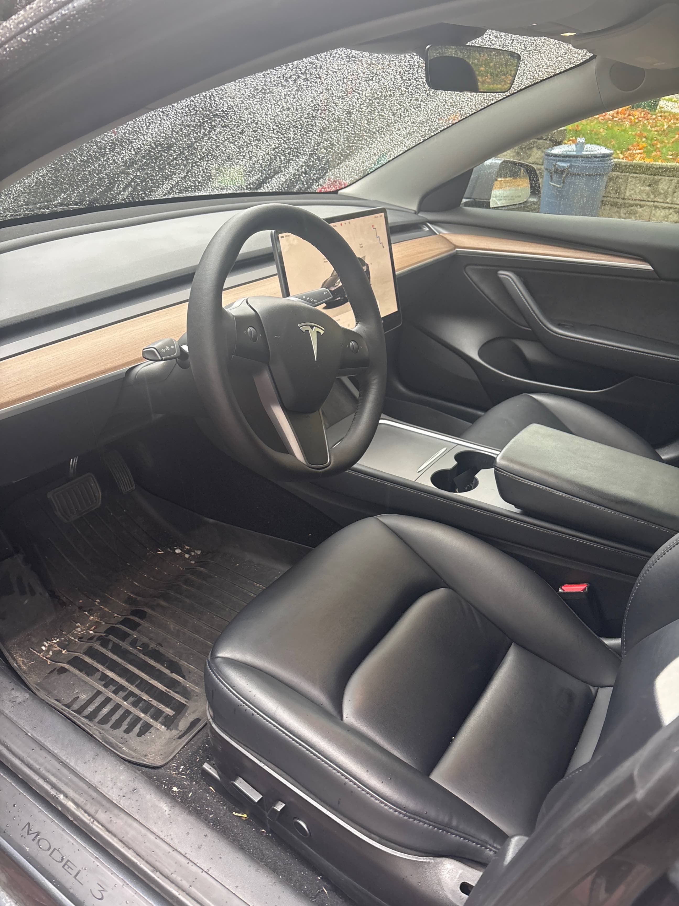 Снимка 5 от търг – 2023 TESLA MODEL 3 RWD с VIN 5YJ3E1EA1PF399907