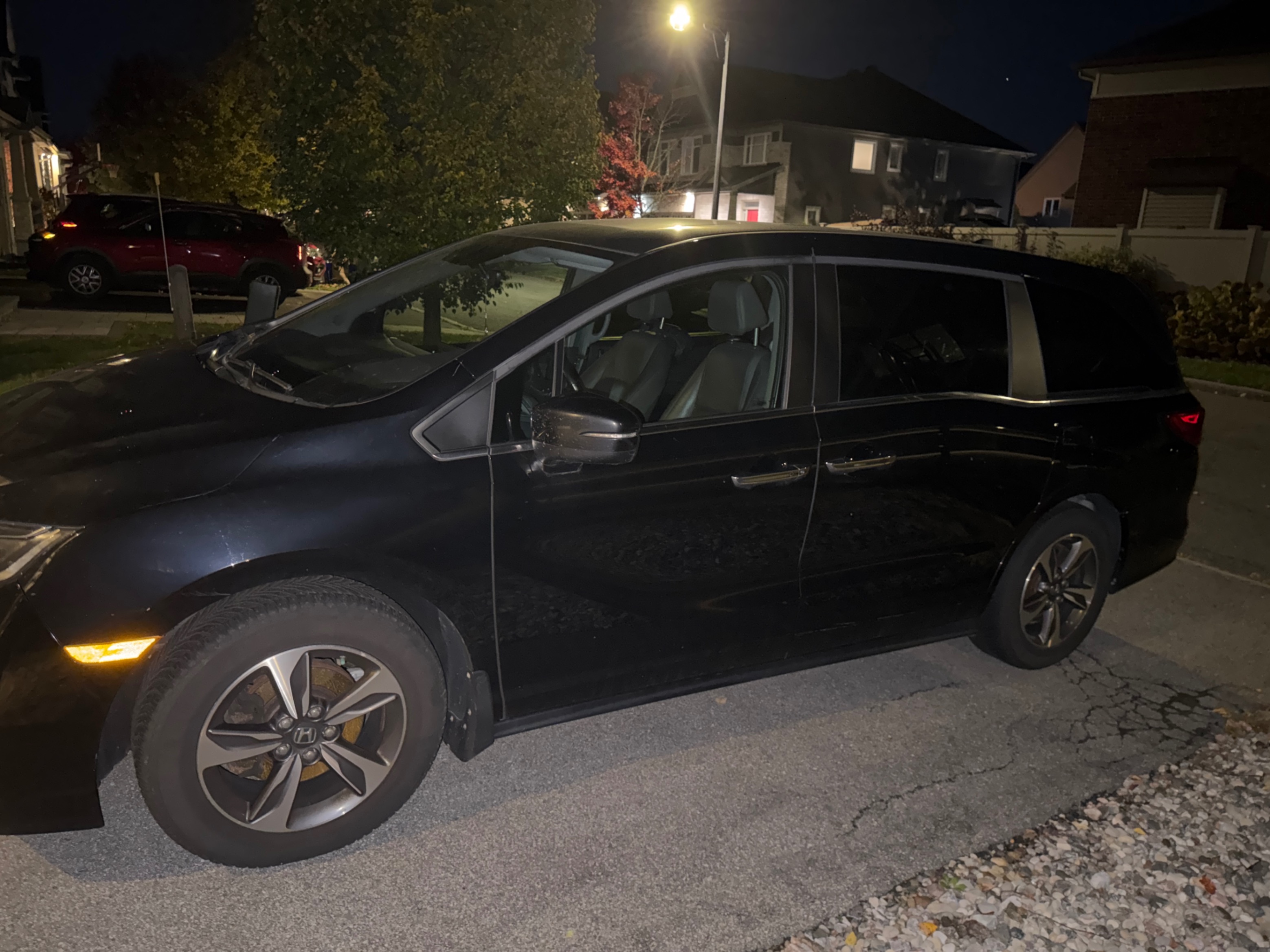 Снимка 2 от търг – 2019 HONDA ODYSSEY EX-L с VIN 5FNRL6H6XKB507597