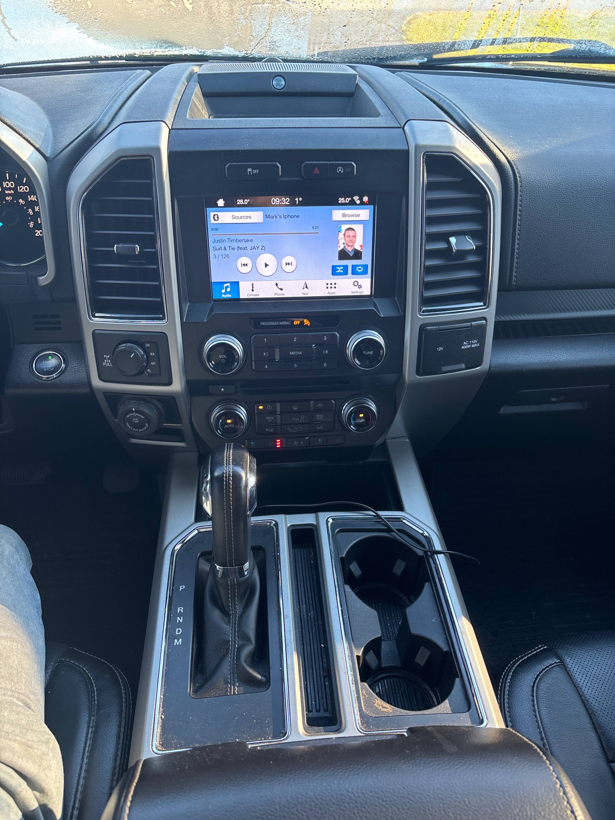 Снимка 9 от търг – 2018 FORD F-150 4WD SUPERCREW BOX с VIN 1FTEW1EG3JFB75339