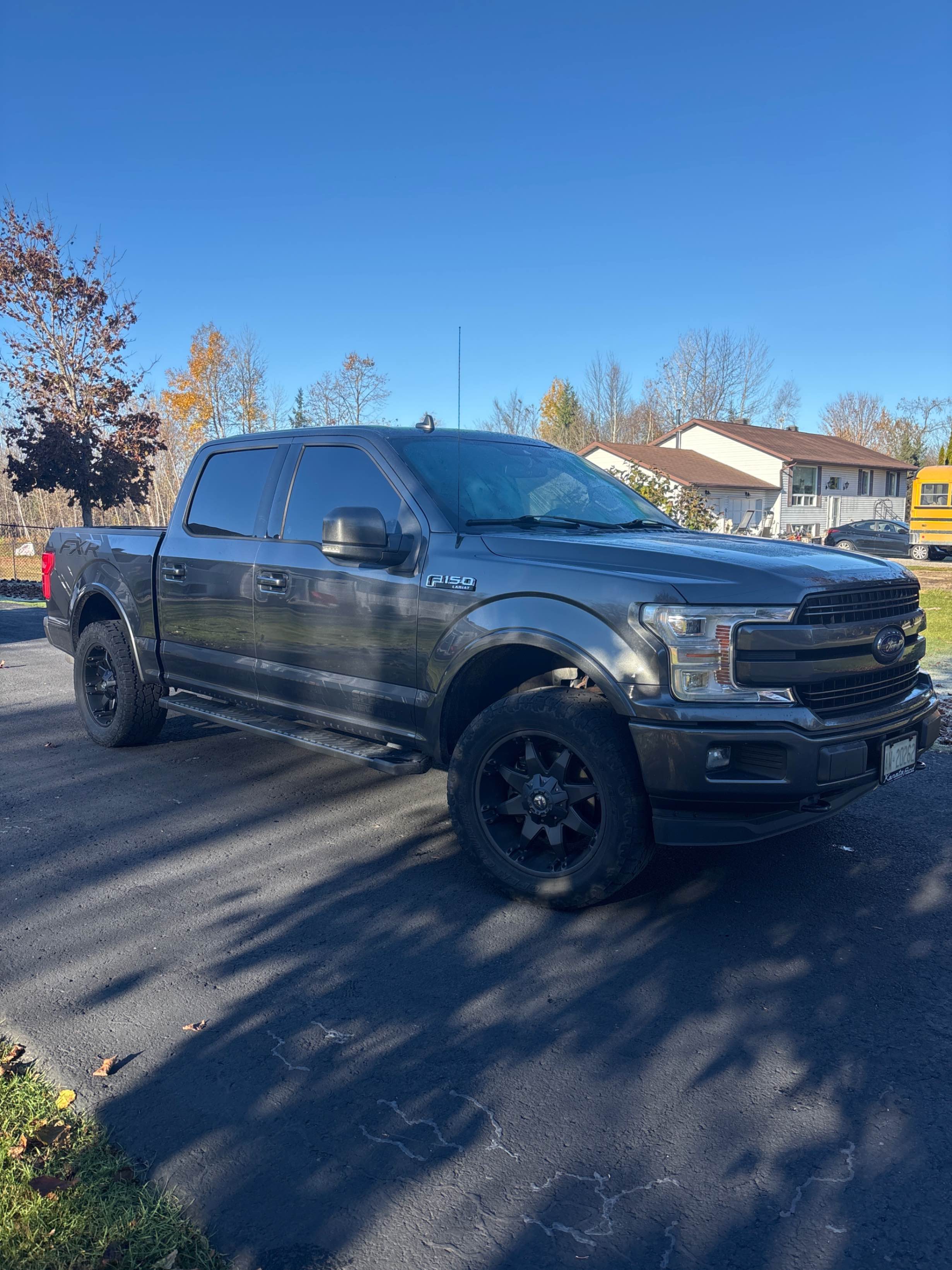 Снимка 12 от търг – 2018 FORD F-150 4WD SUPERCREW BOX с VIN 1FTEW1EG3JFB75339