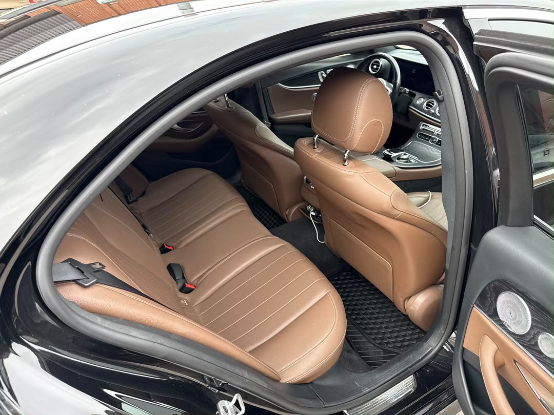 Photo 12 from auction – 2020 MERCEDES-BENZ E-CLASS E 350 with VIN W1KZF8EB8LA762589