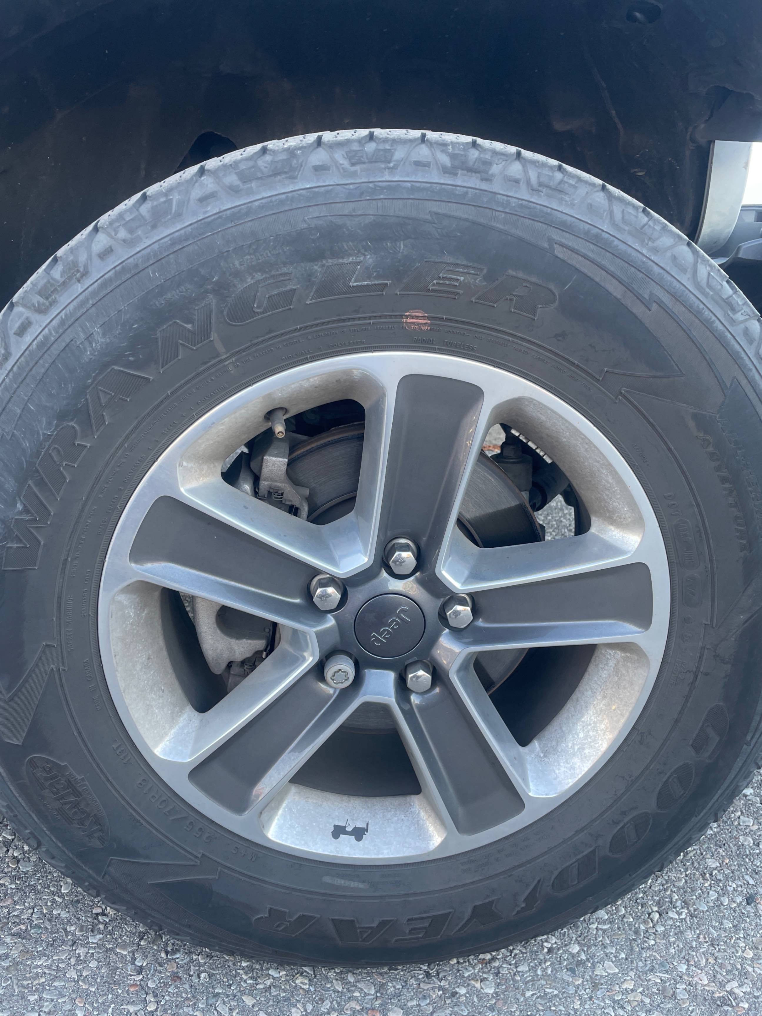 Снимка 7 от търг – 2022 JEEP WRANGLER UNLIMITED SAHARA с VIN 1C4HJXEN1NW268928