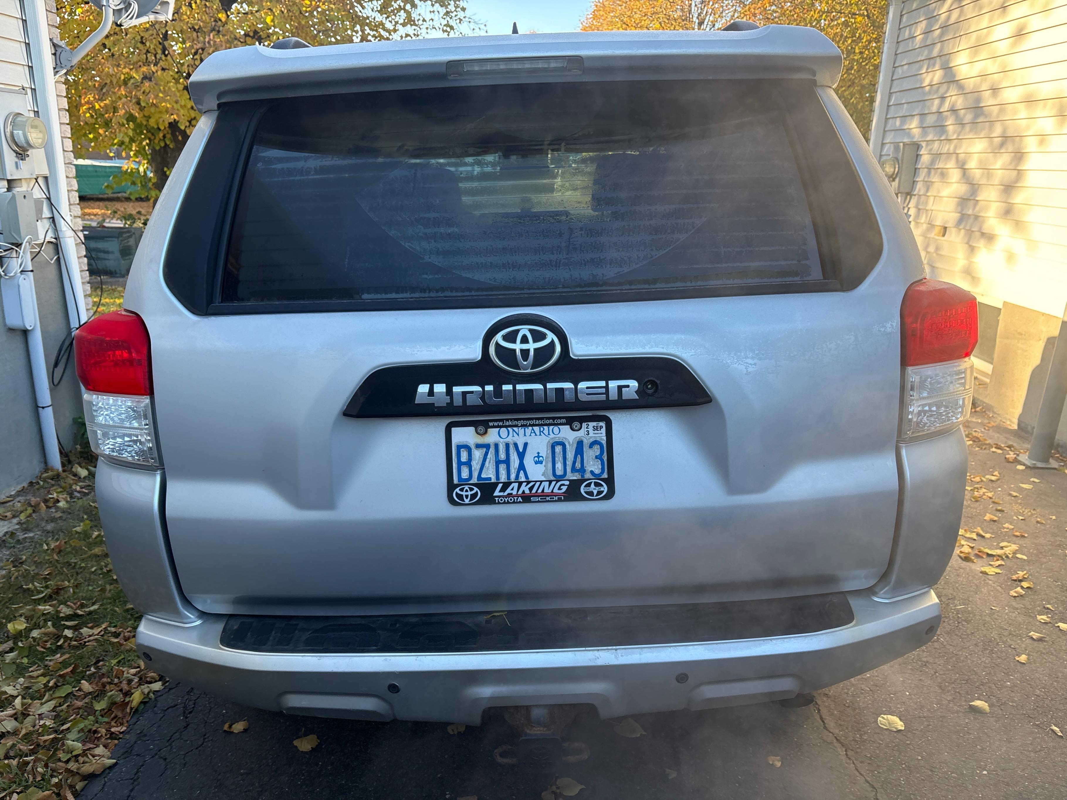 Снимка 4 от търг – 2013 TOYOTA 4RUNNER SR5 с VIN JTEBU5JR6D5125127