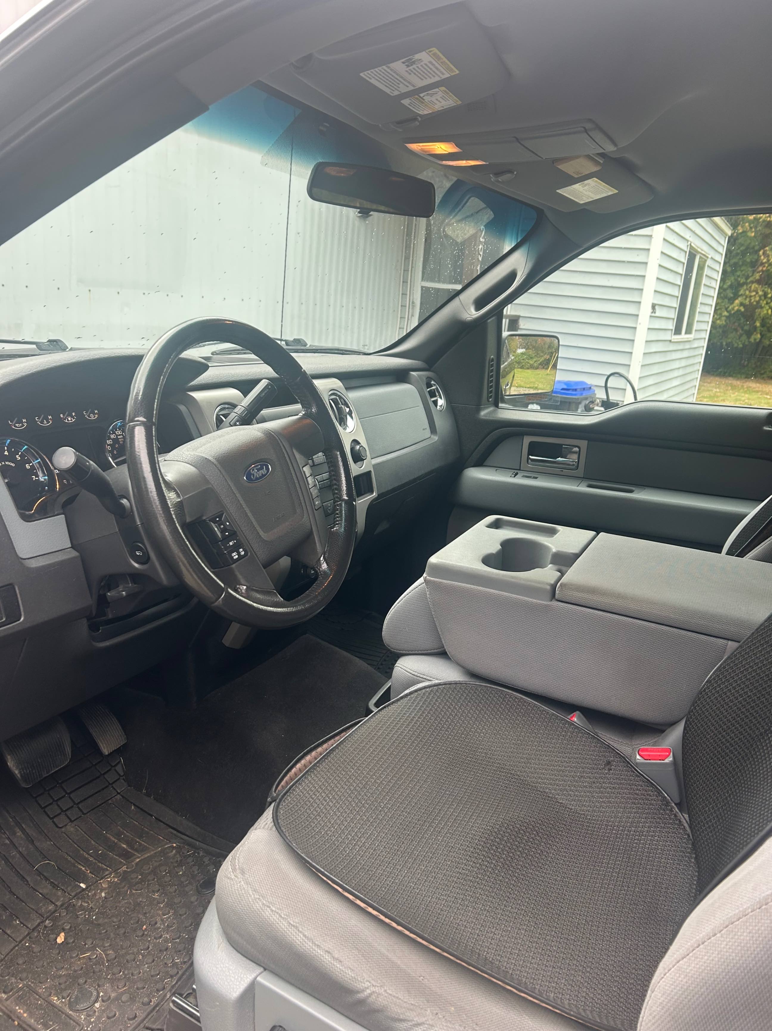 Снимка 5 от търг – 2011 FORD F-150 4WD SUPERCAB 145" с VIN 1FTFX1ET4BFD17665