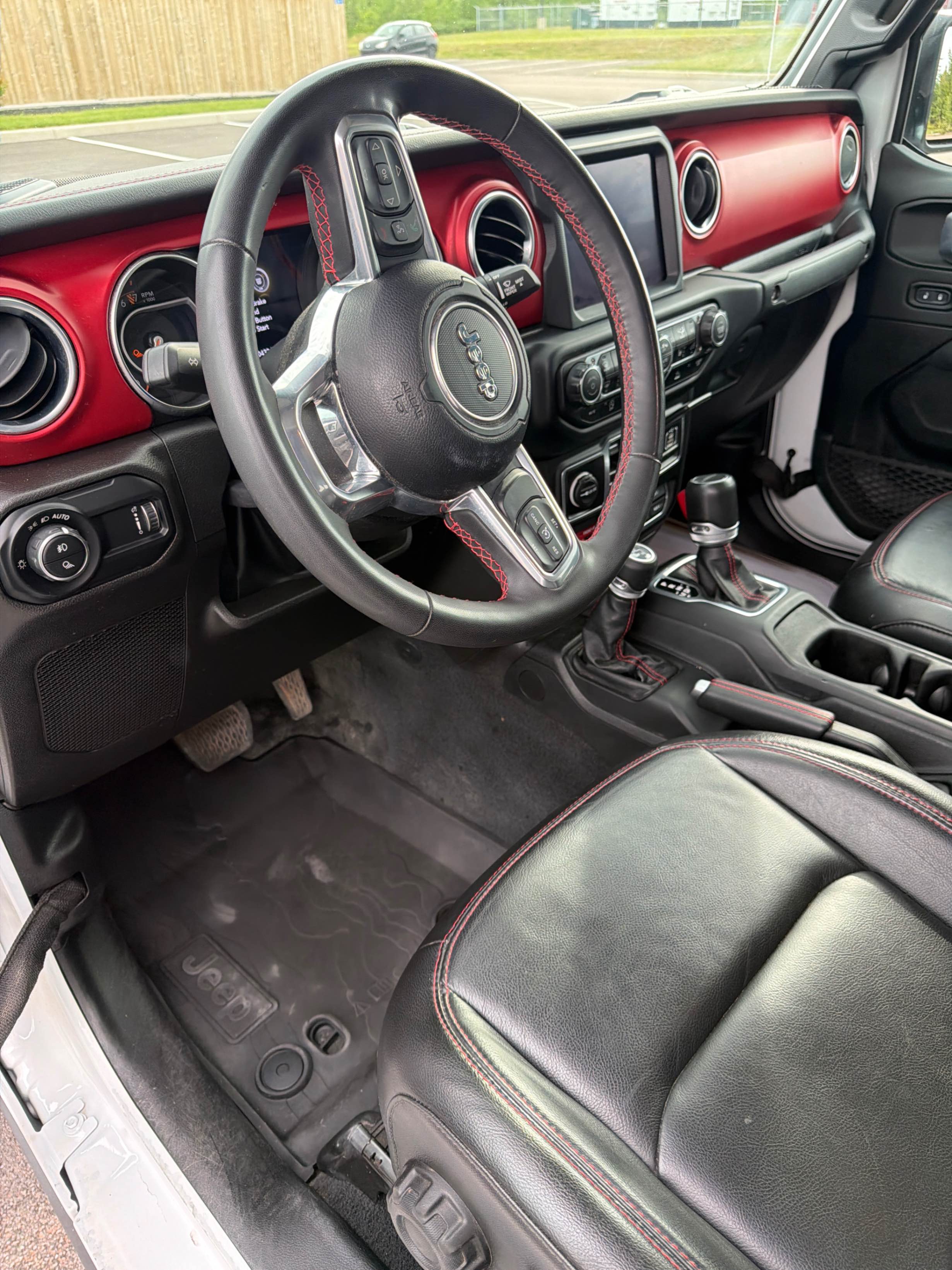 Снимка 5 от търг – 2023 JEEP GLADIATOR RUBICON с VIN 1C6JJTBG6PL550655