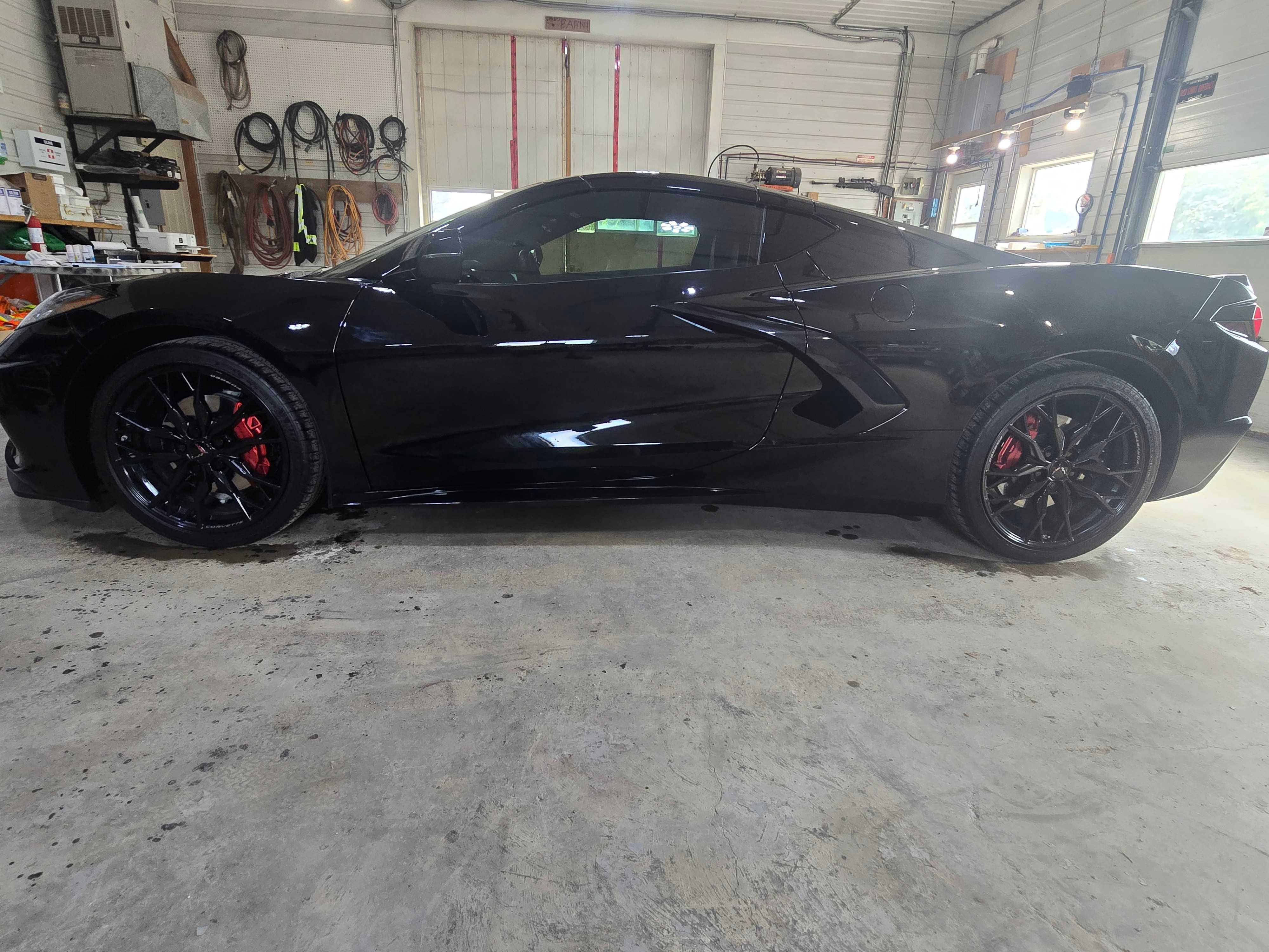 Снимка 2 от търг – 2024 CHEVROLET CORVETTE 1LT с VIN 1G1YA2D48R5123398