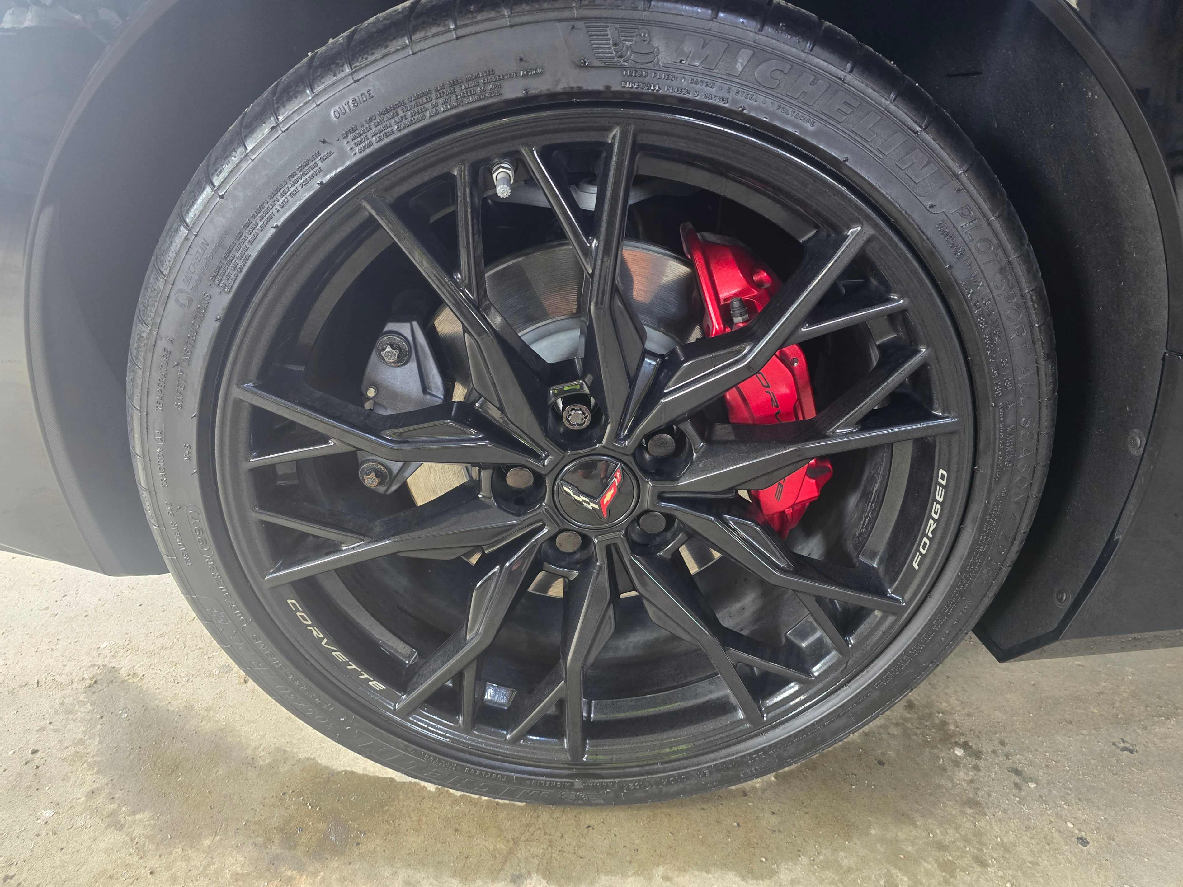 Снимка 7 от търг – 2024 CHEVROLET CORVETTE 1LT с VIN 1G1YA2D48R5123398