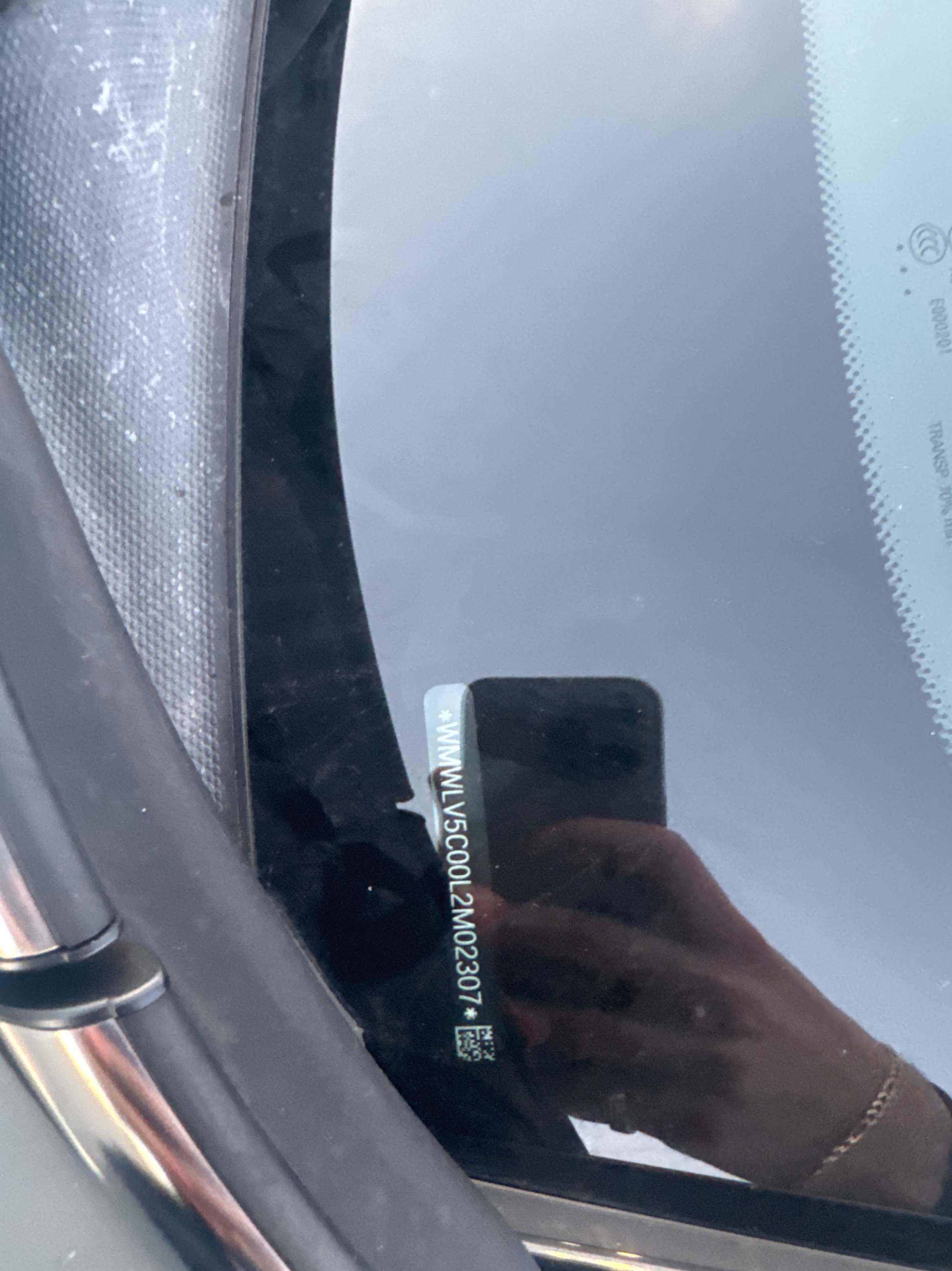 Снимка 11 от търг – 2020 MINI CLUBMAN COOPER с VIN WMWLV5C00L2M02307