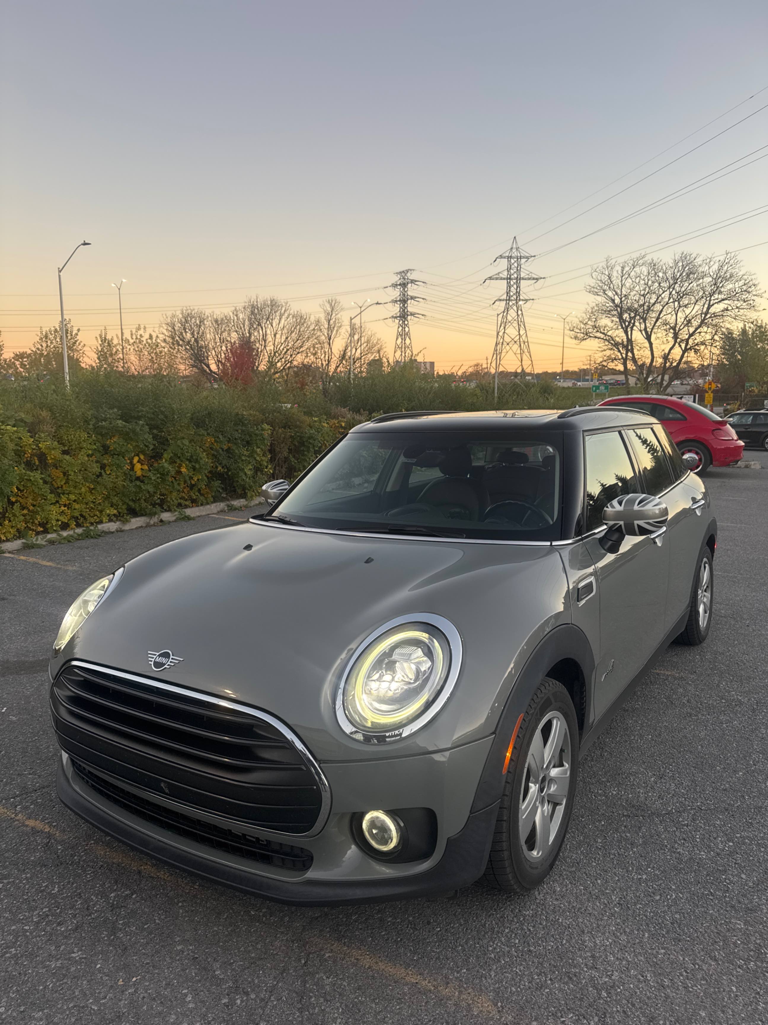 MINI CLUBMAN COOPER 2020 с VIN WMWLV5C00L2M02307 - Снимка от търг