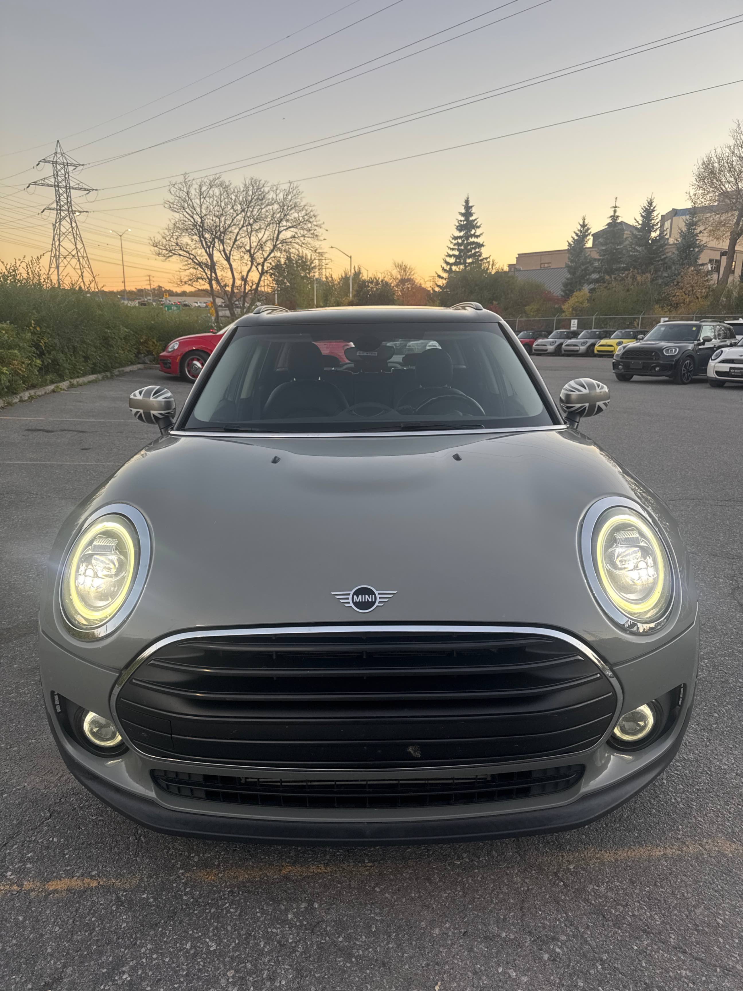 Снимка 6 от търг – 2020 MINI CLUBMAN COOPER с VIN WMWLV5C00L2M02307