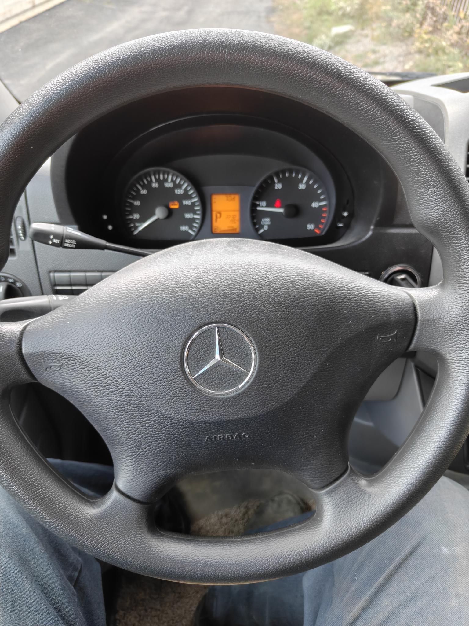 Снимка 8 от търг – 2016 MERCEDES-BENZ SPRINTER CHASSIS-CABS 2WD REG CAB V6 170" WB с VIN WDABF4CC4G9700178