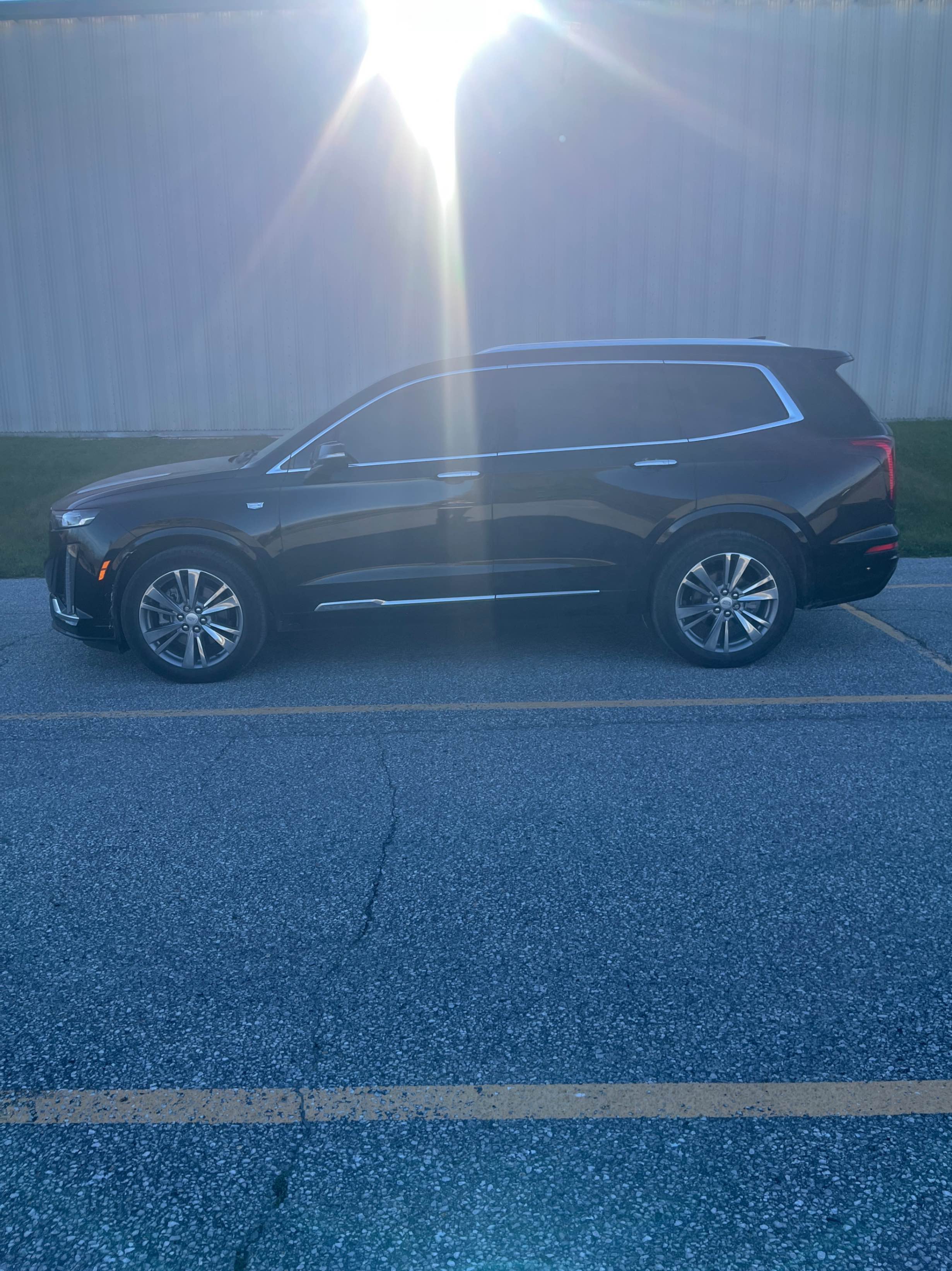 Снимка 2 от търг – 2025 CADILLAC XT6 AWD PREMIUM LUXURY с VIN 1GYKPDRS0SZ111401