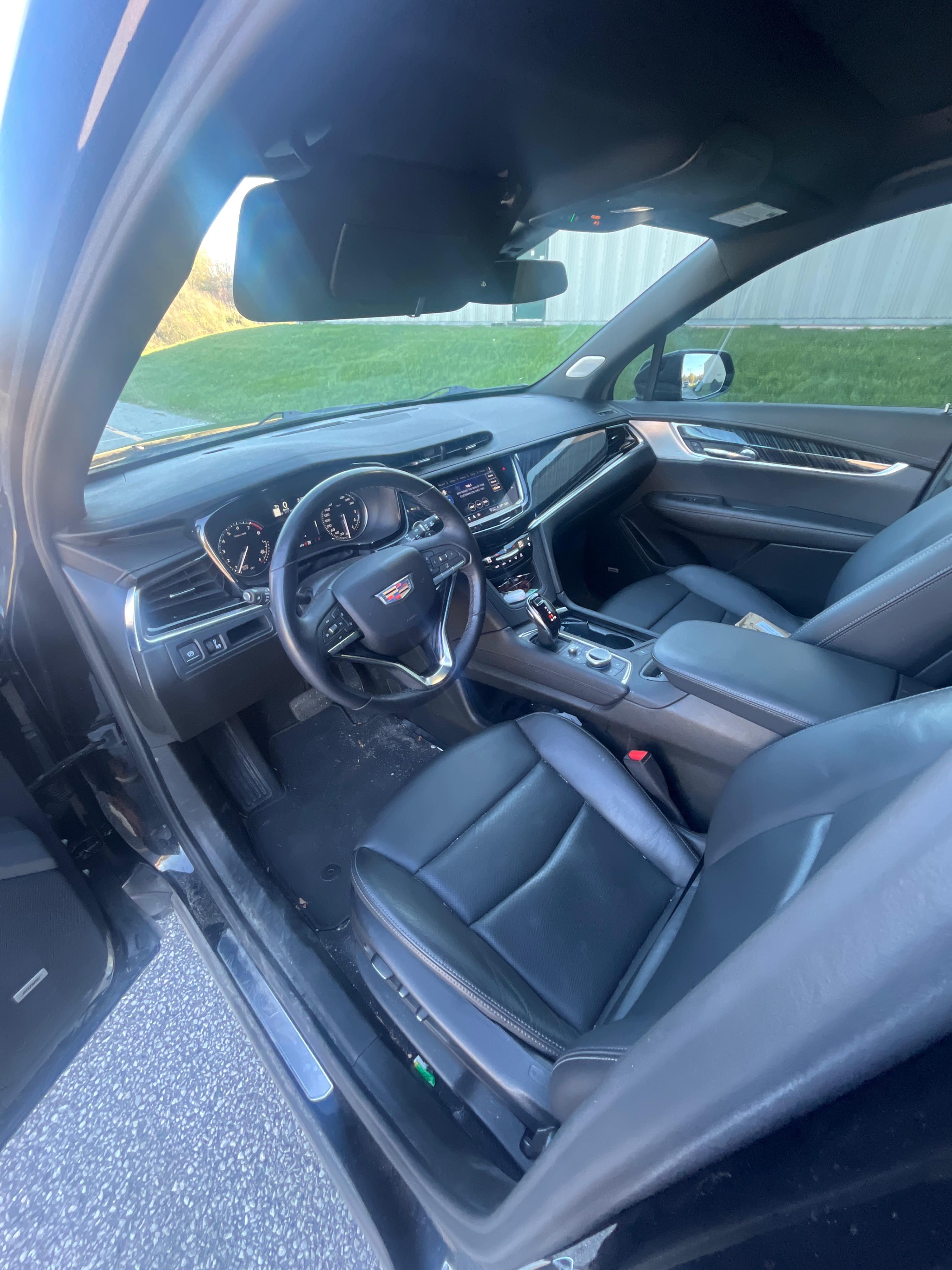 Снимка 5 от търг – 2025 CADILLAC XT6 AWD PREMIUM LUXURY с VIN 1GYKPDRS0SZ111401