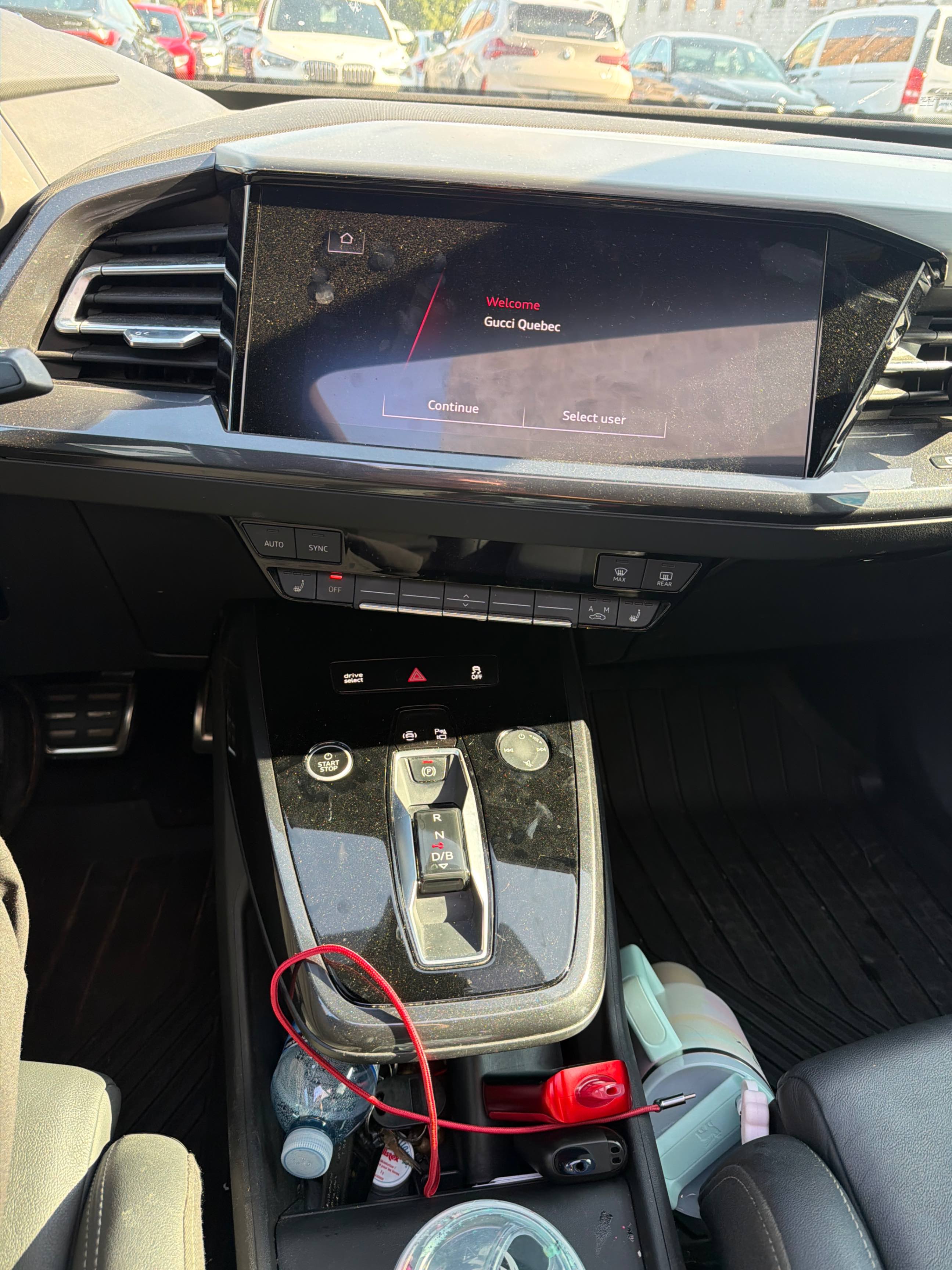 Photo 9 from auction – 2022 AUDI Q4 E-TRON TECHNIK with VIN WA1M2AFZ3NP054330