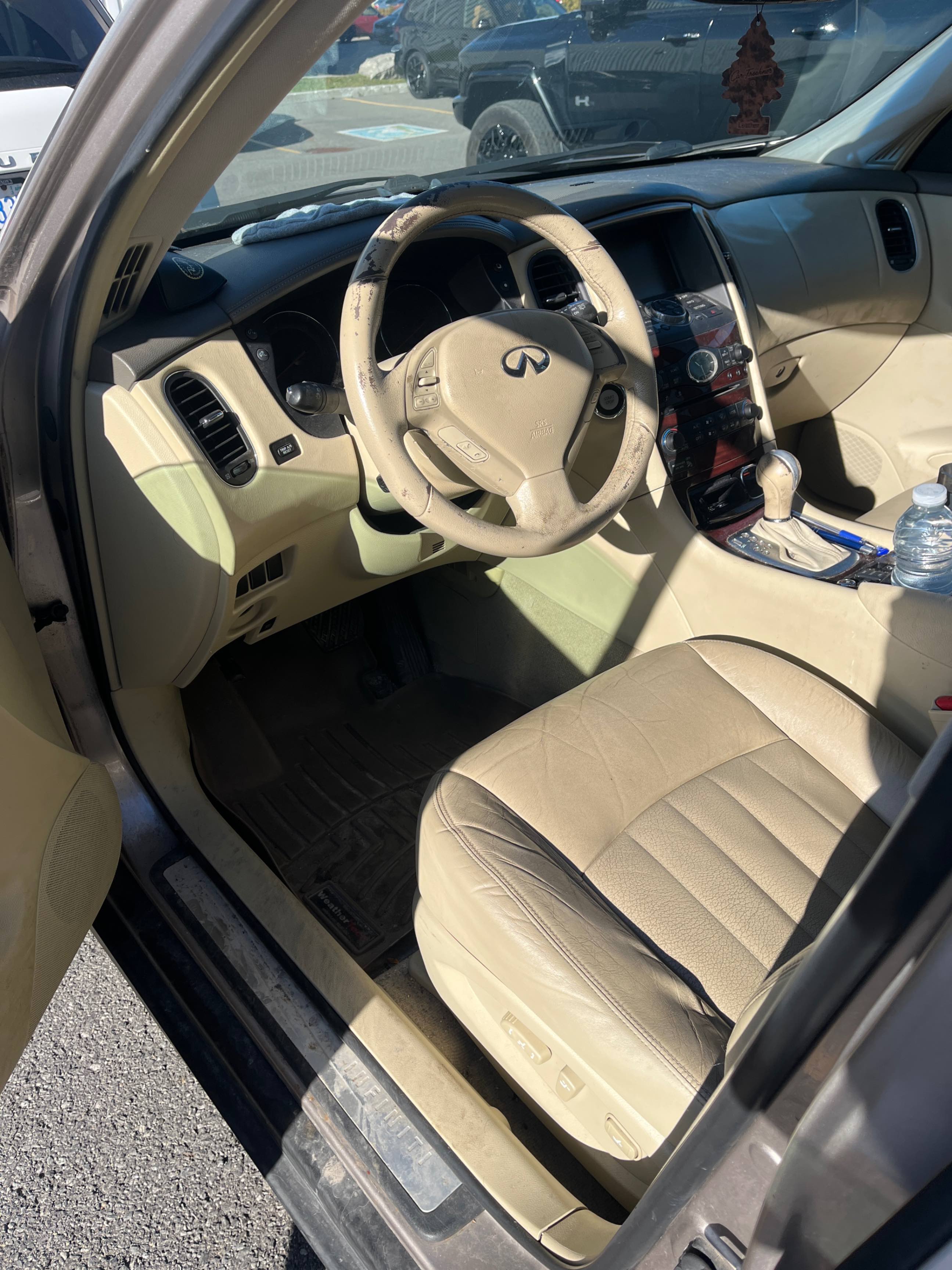Снимка 5 от търг – 2010 INFINITI EX35 JOURNEY с VIN JN1AJ0HR6AM750410